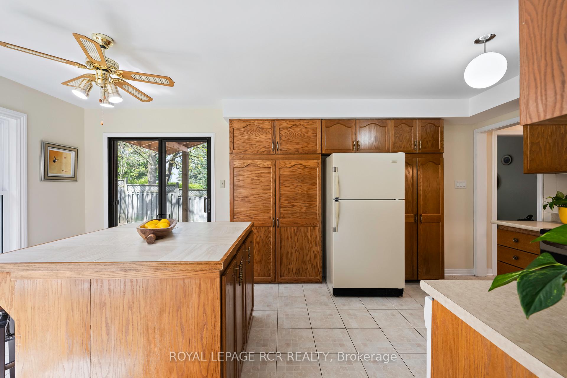 Photo 14 of 243 Beechfield Crescent, Orangeville — HOMEH