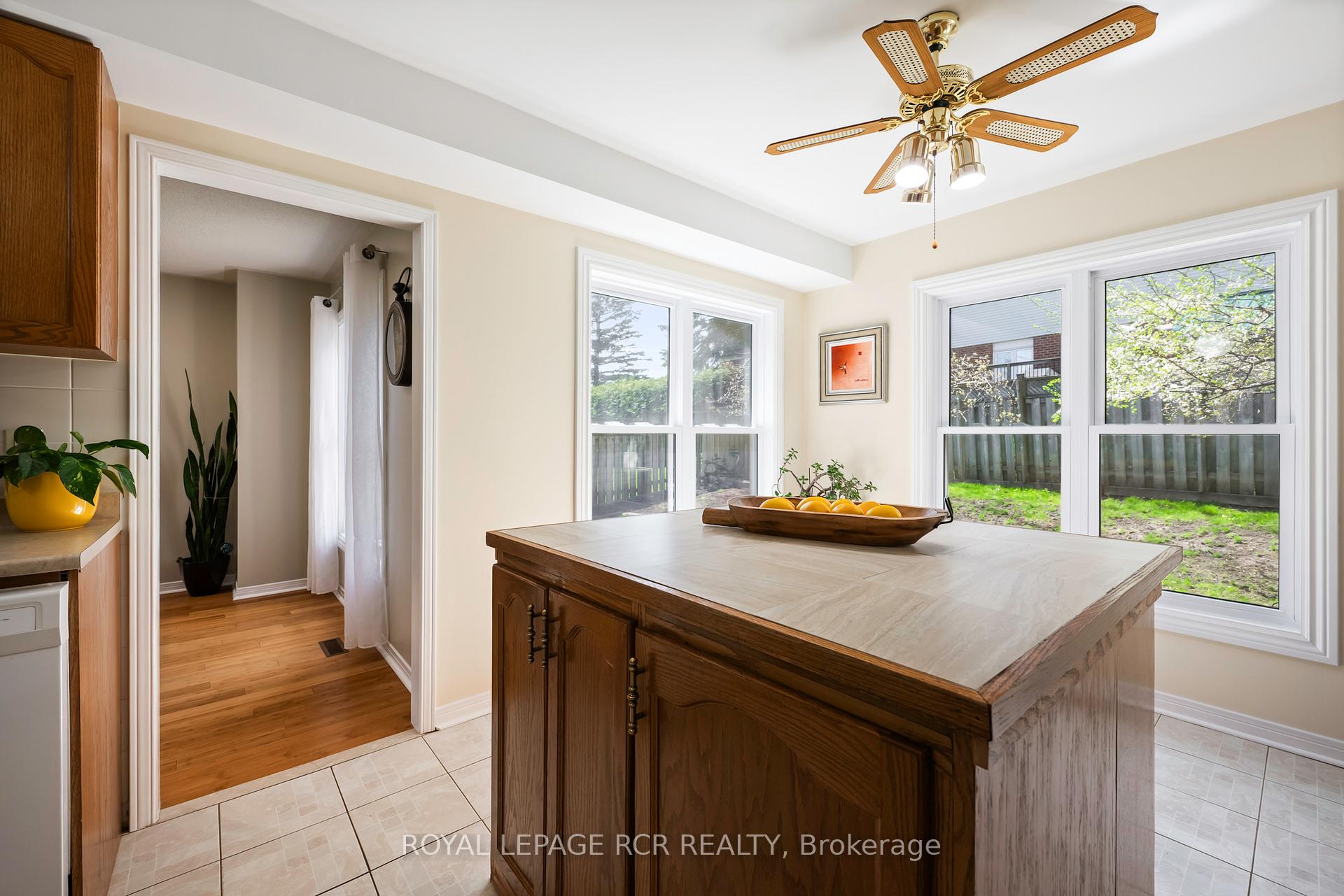 Photo 15 of 243 Beechfield Crescent, Orangeville — HOMEH
