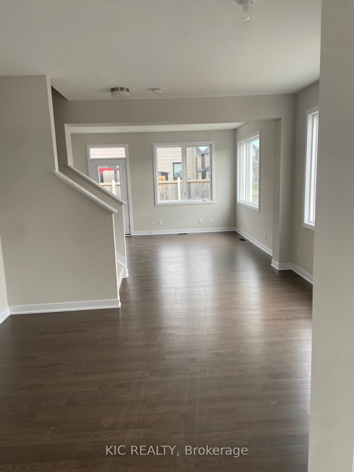 Photo 7 of 139 Ryan Reynolds Way, Ottawa, Avalon West — HOMEH