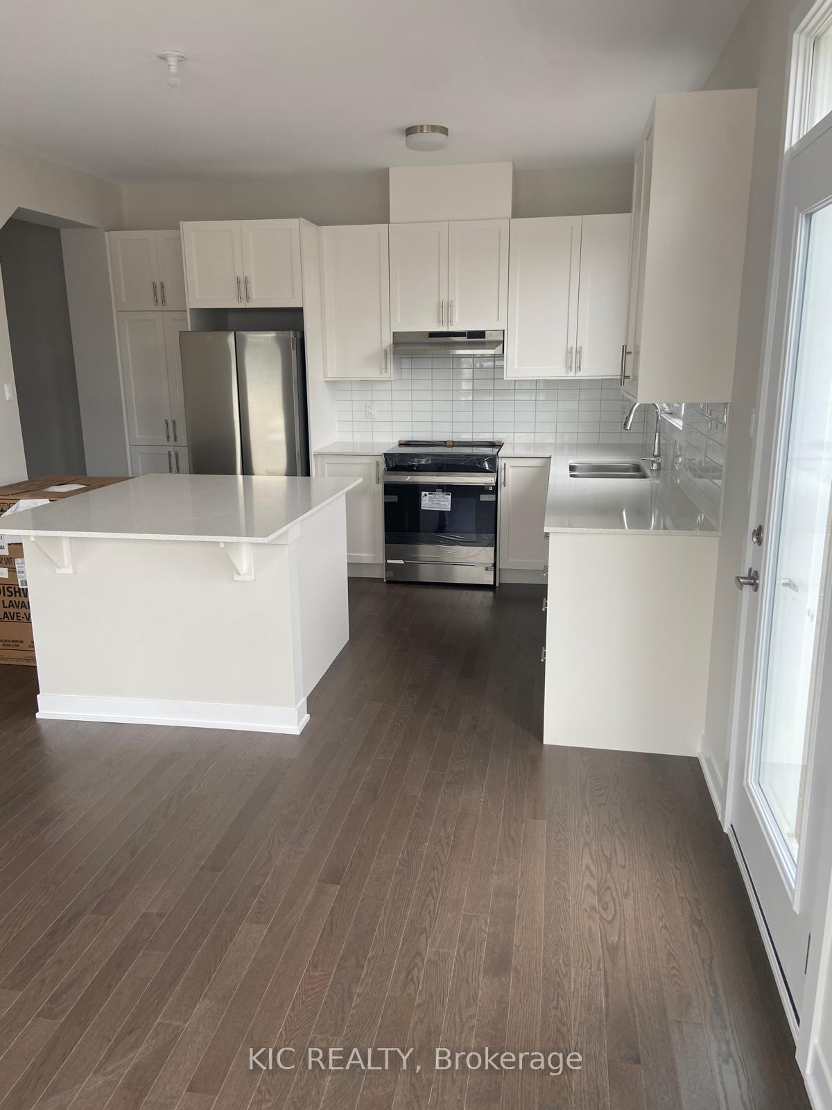 Photo 9 of 139 Ryan Reynolds Way, Ottawa, Avalon West — HOMEH