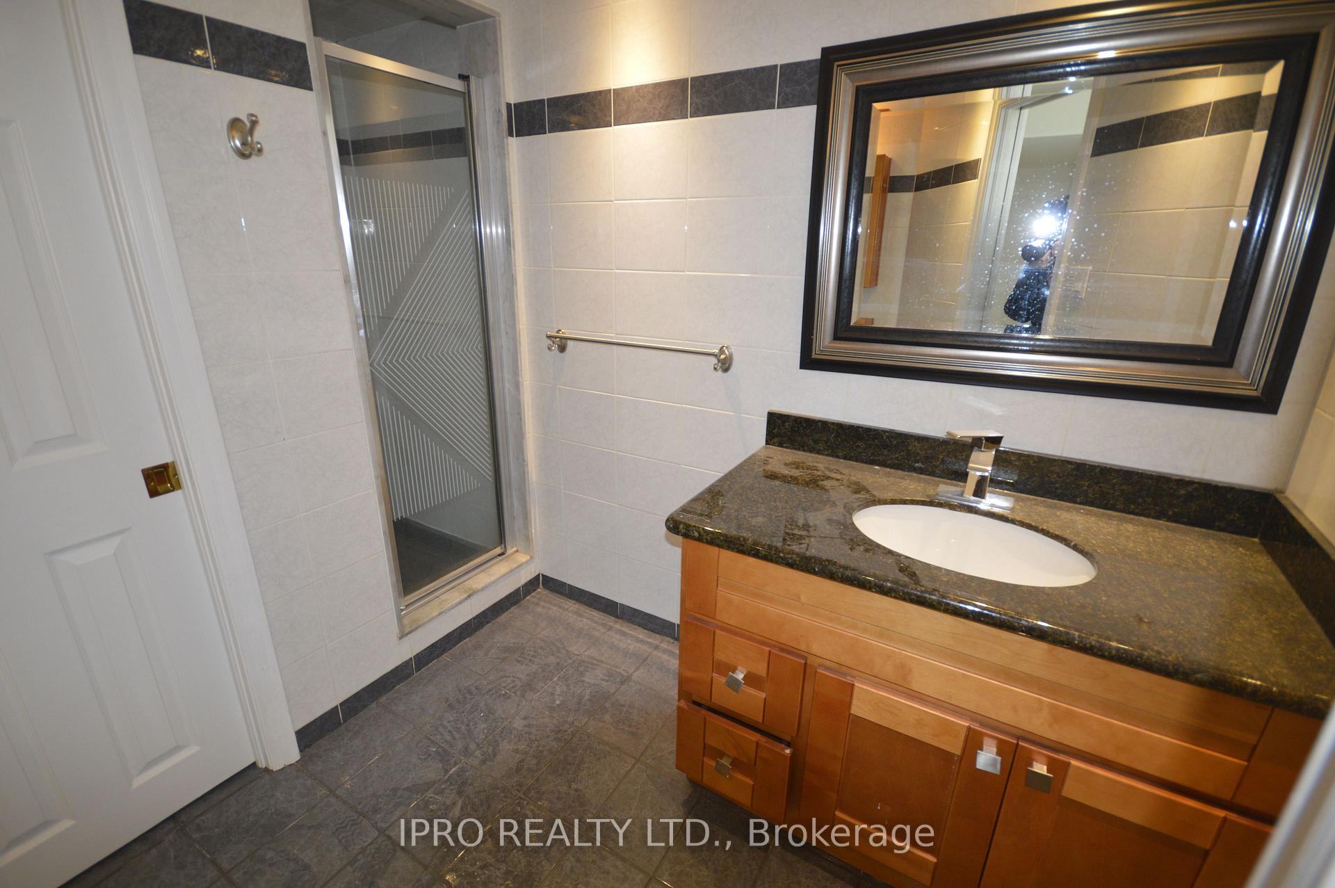 Photo 8 of Unit Lower, 67 Lincoln Green Drive, Markham, Bullock — HOMEH