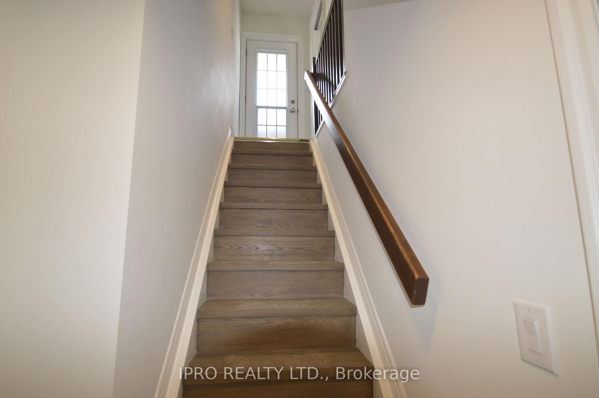 Photo 12 of Unit Lower, 67 Lincoln Green Drive, Markham, Bullock — HOMEH