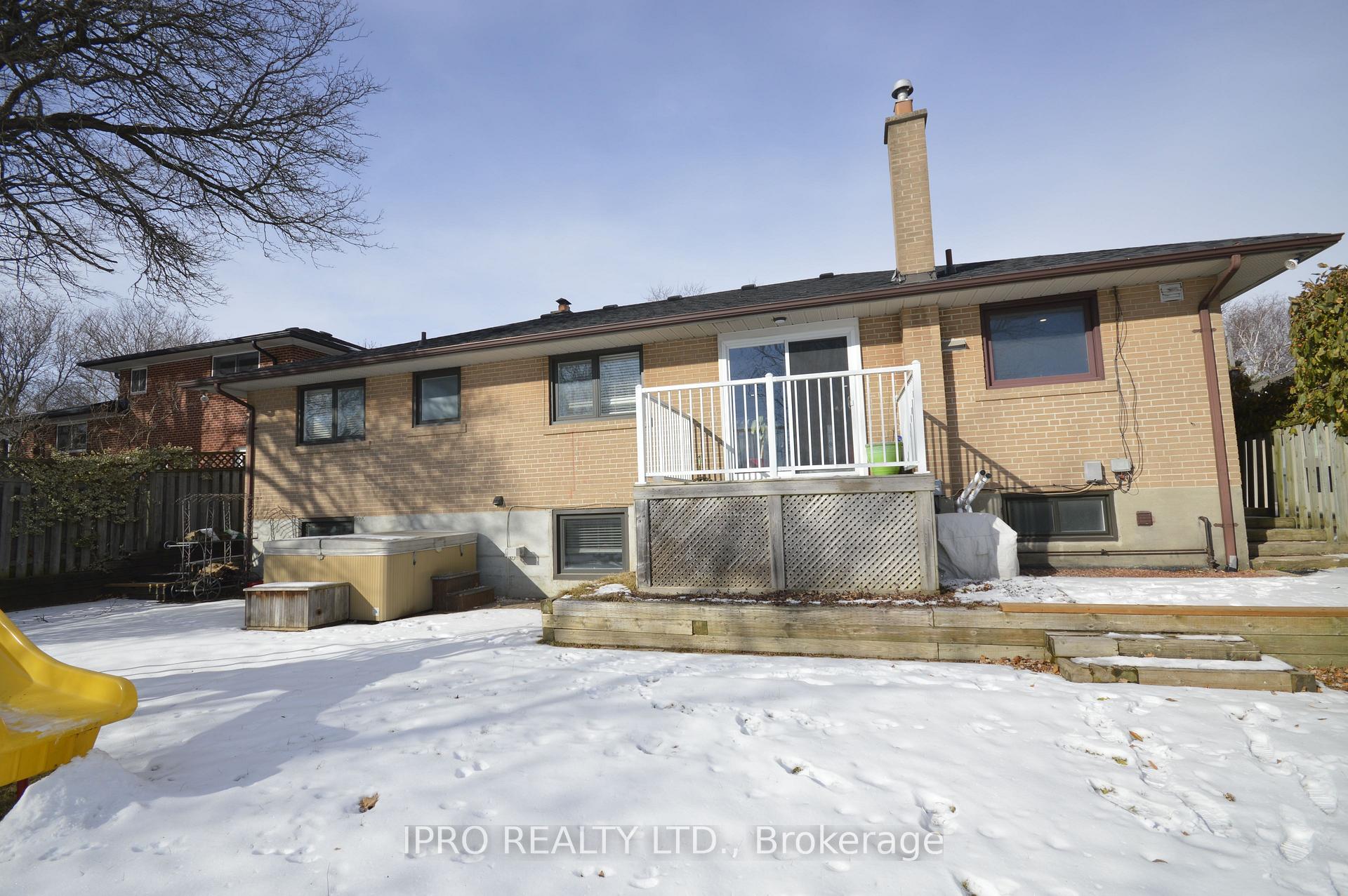 Photo 13 of Unit Lower, 67 Lincoln Green Drive, Markham, Bullock — HOMEH