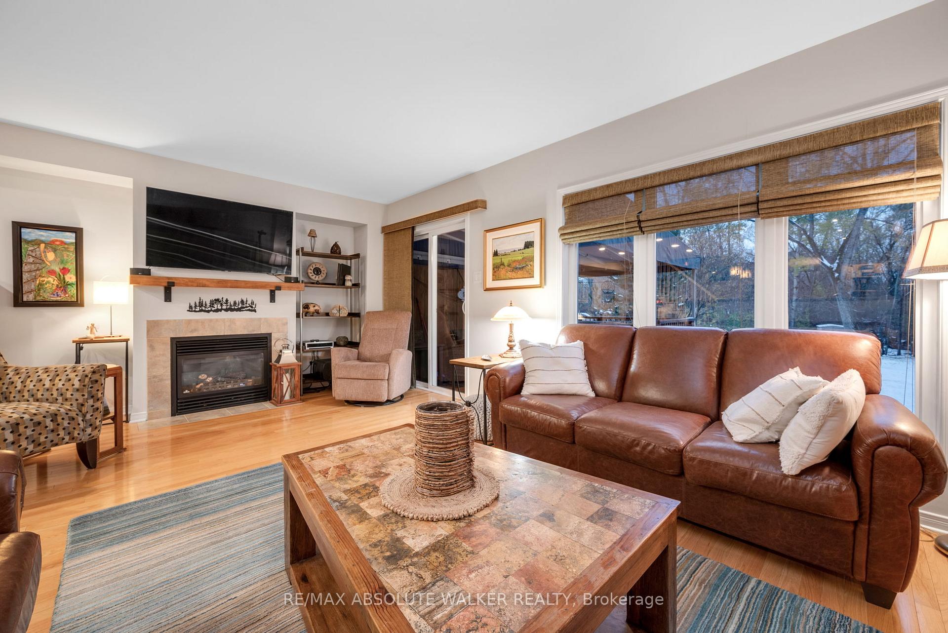 Photo 7 of 134 Parkrose Private, Ottawa, Chatelaine Village — HOMEH