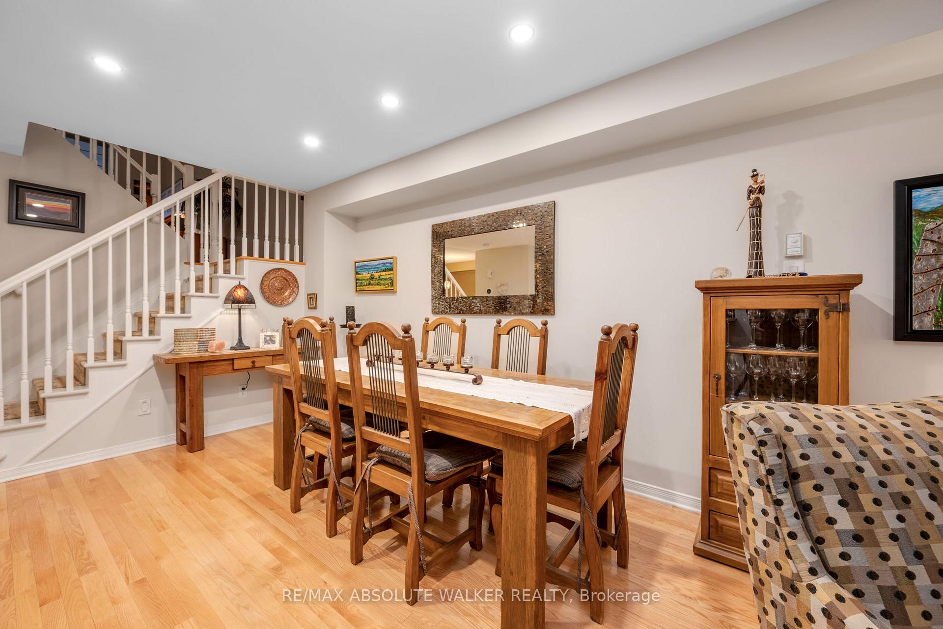 Photo 8 of 134 Parkrose Private, Ottawa, Chatelaine Village — HOMEH