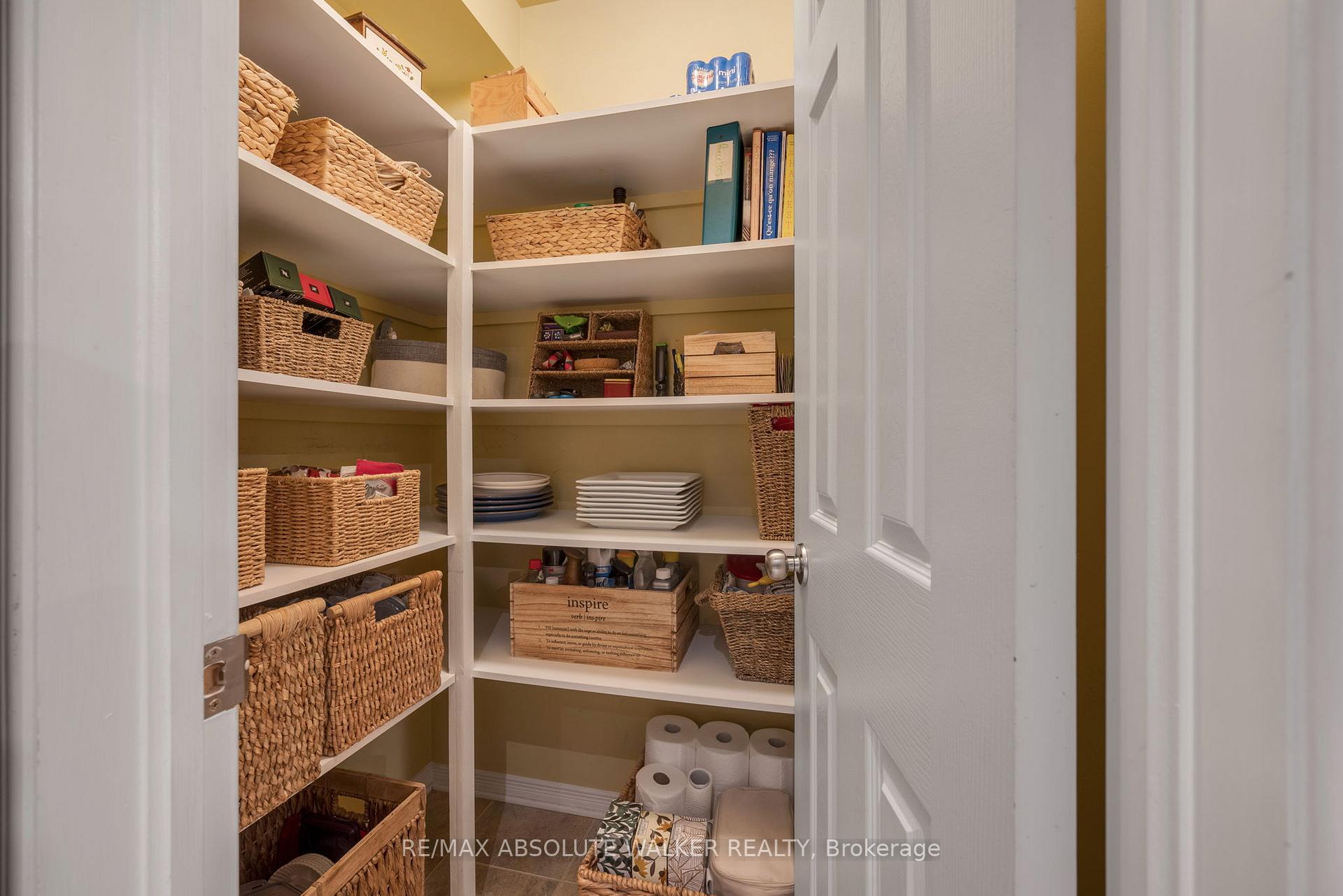 Photo 13 of 134 Parkrose Private, Ottawa, Chatelaine Village — HOMEH
