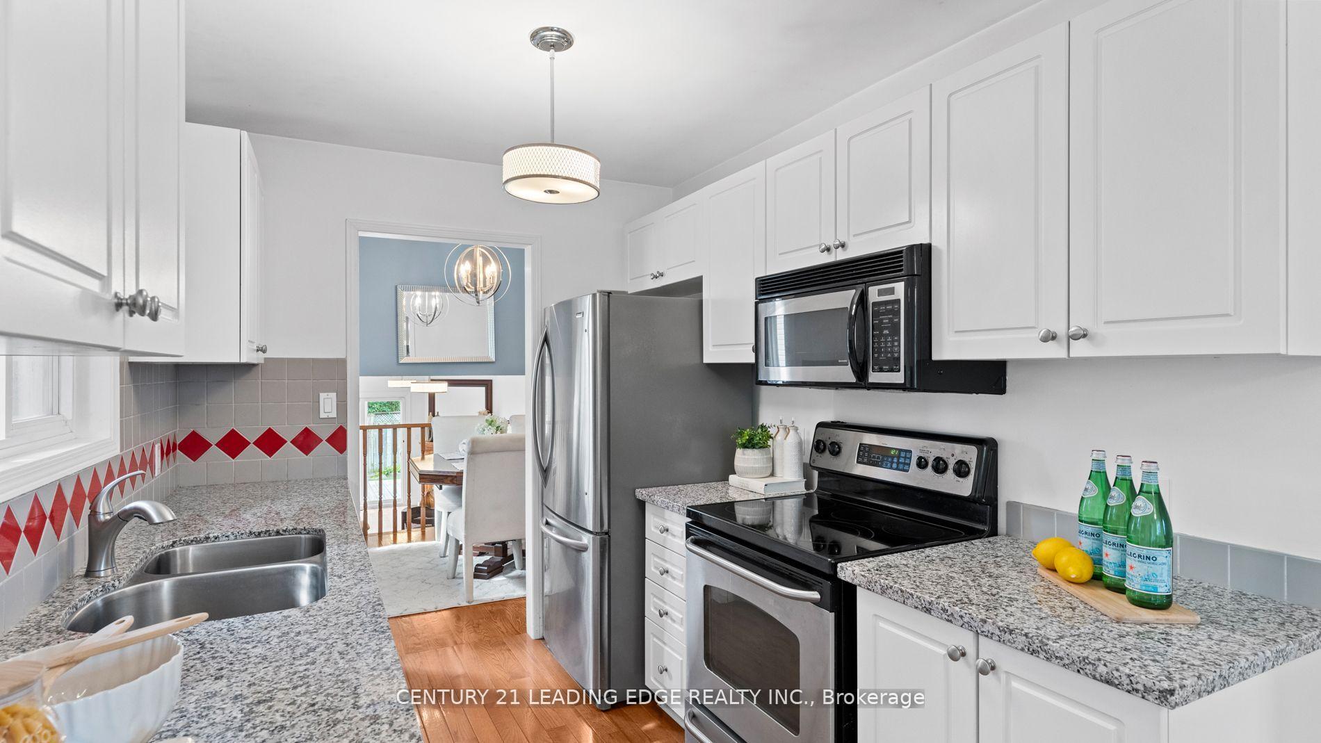 Photo 9 of 385 Compton Crescent, Oshawa, Centennial — HOMEH