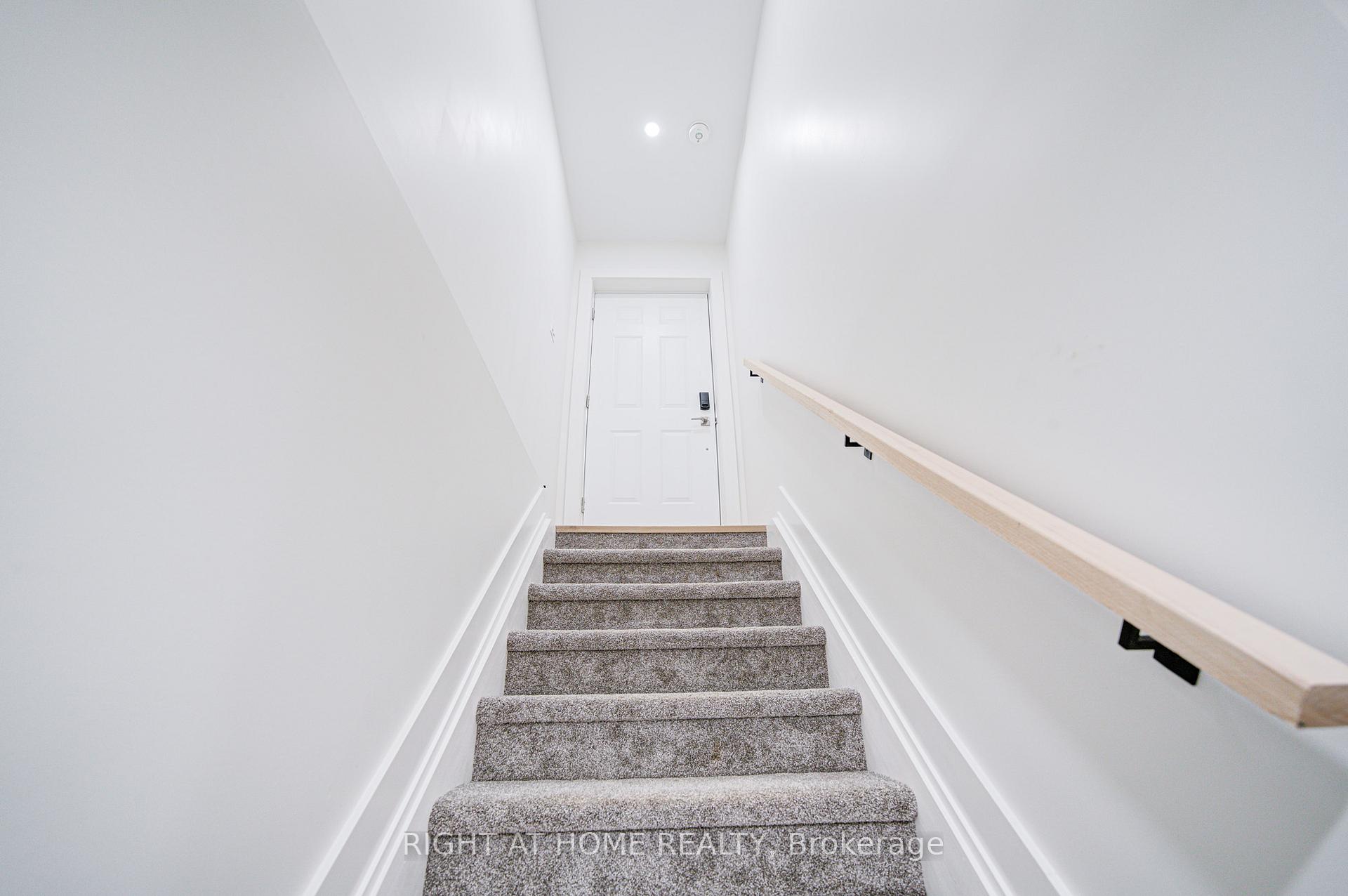 Photo 6 of (LOWER) 705 Glenforest Street, Oshawa, Northglen — HOMEH
