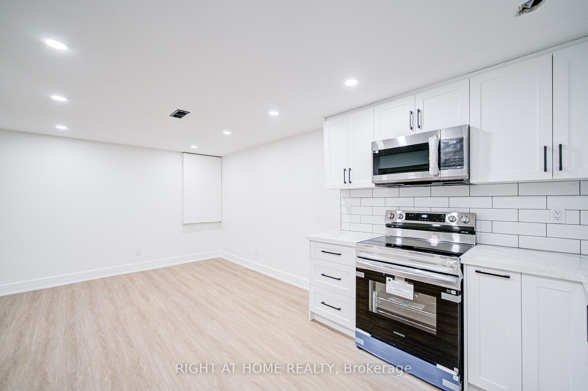 Photo 12 of (LOWER) 705 Glenforest Street, Oshawa, Northglen — HOMEH