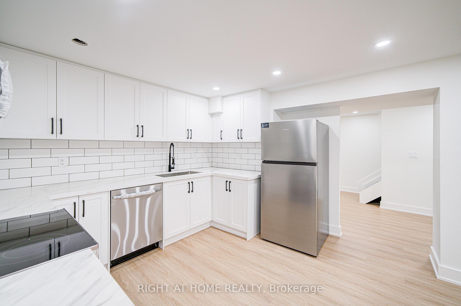 Photo 14 of (LOWER) 705 Glenforest Street, Oshawa, Northglen — HOMEH