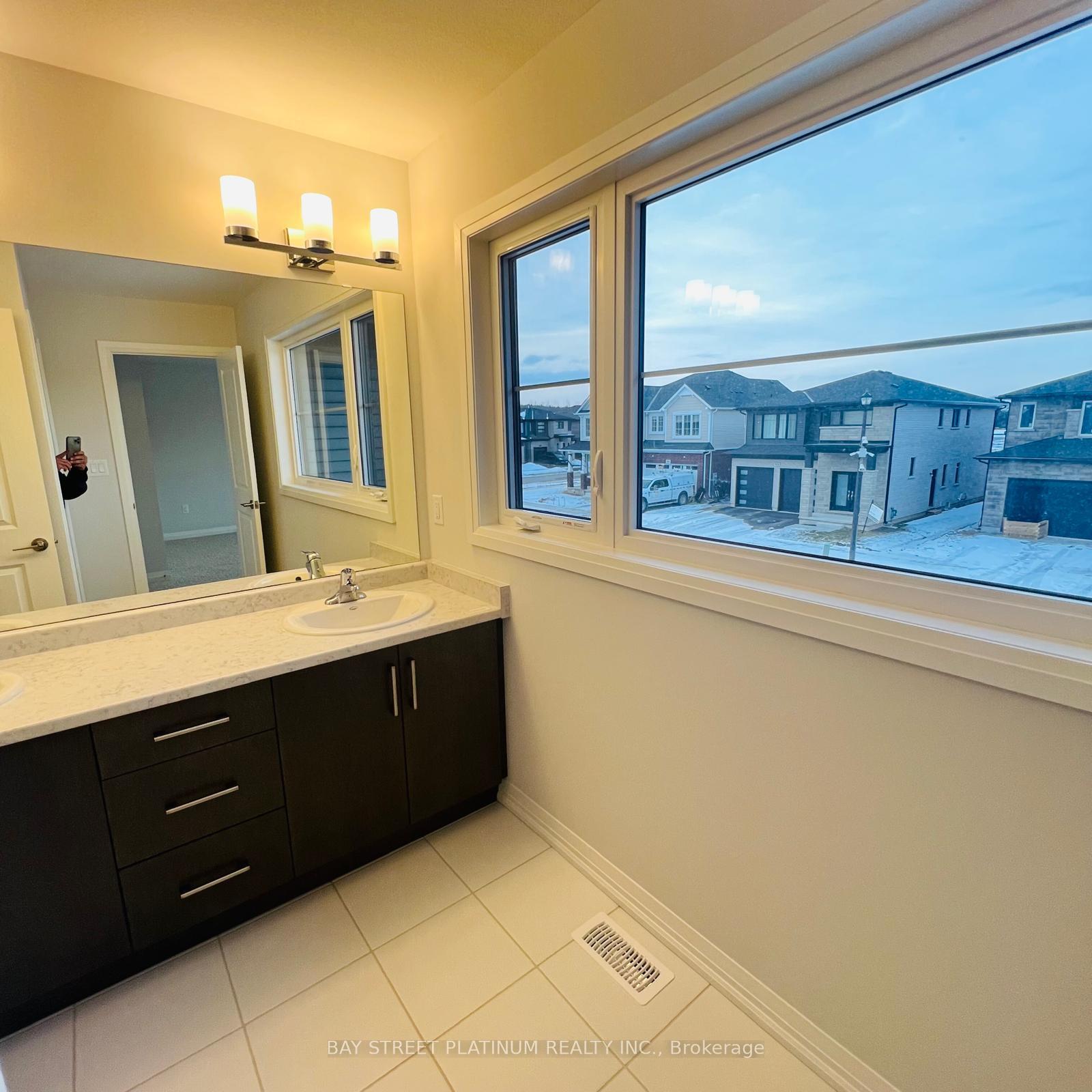 Photo 23 of 92 Acacia Rd, Pelham, Fonthill — HOMEH