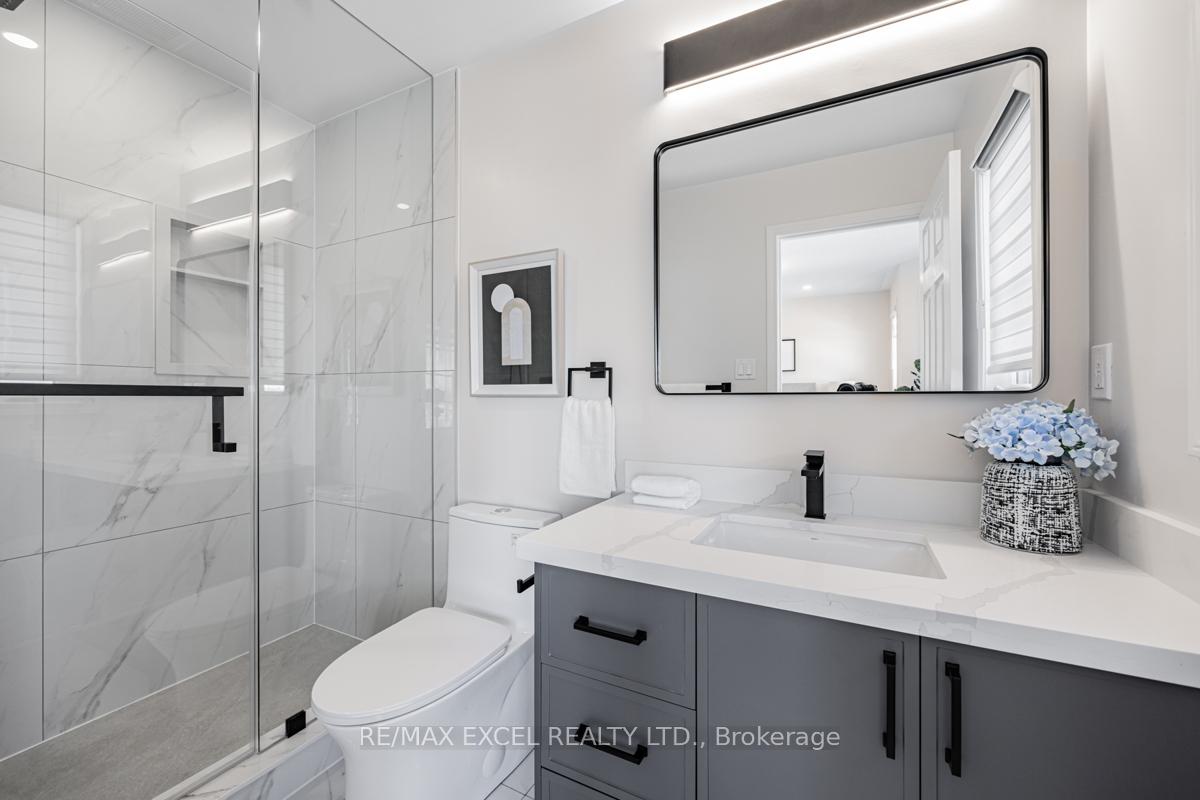 Photo 19 of 272 Gas Lamp Lane, Markham, Cornell — HOMEH
