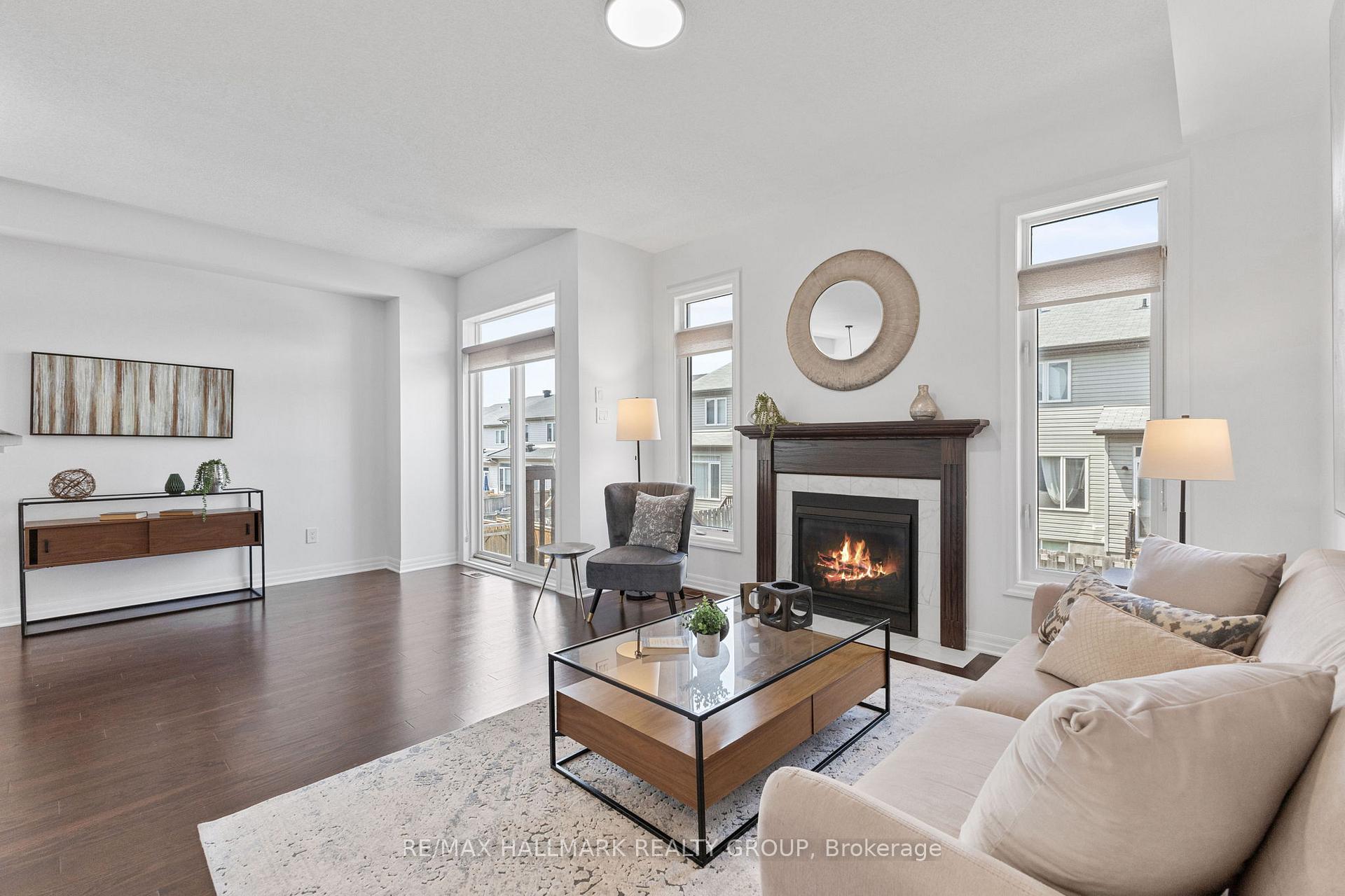 Photo 6 of 621 Spring Valley Drive, Ottawa, Mer Bleue/Bradley Estates/Anderson Park — HOMEH