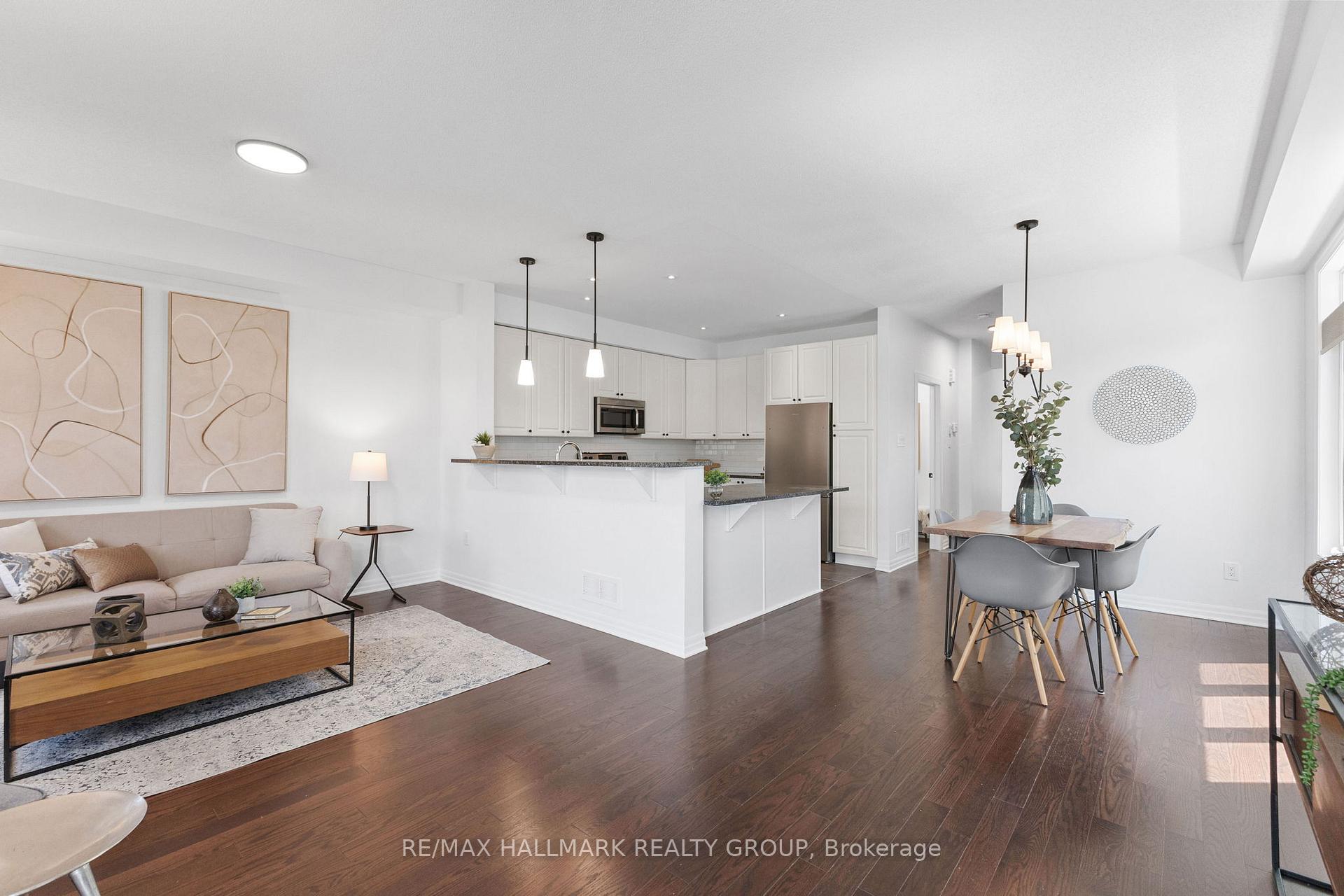 Photo 14 of 621 Spring Valley Drive, Ottawa, Mer Bleue/Bradley Estates/Anderson Park — HOMEH