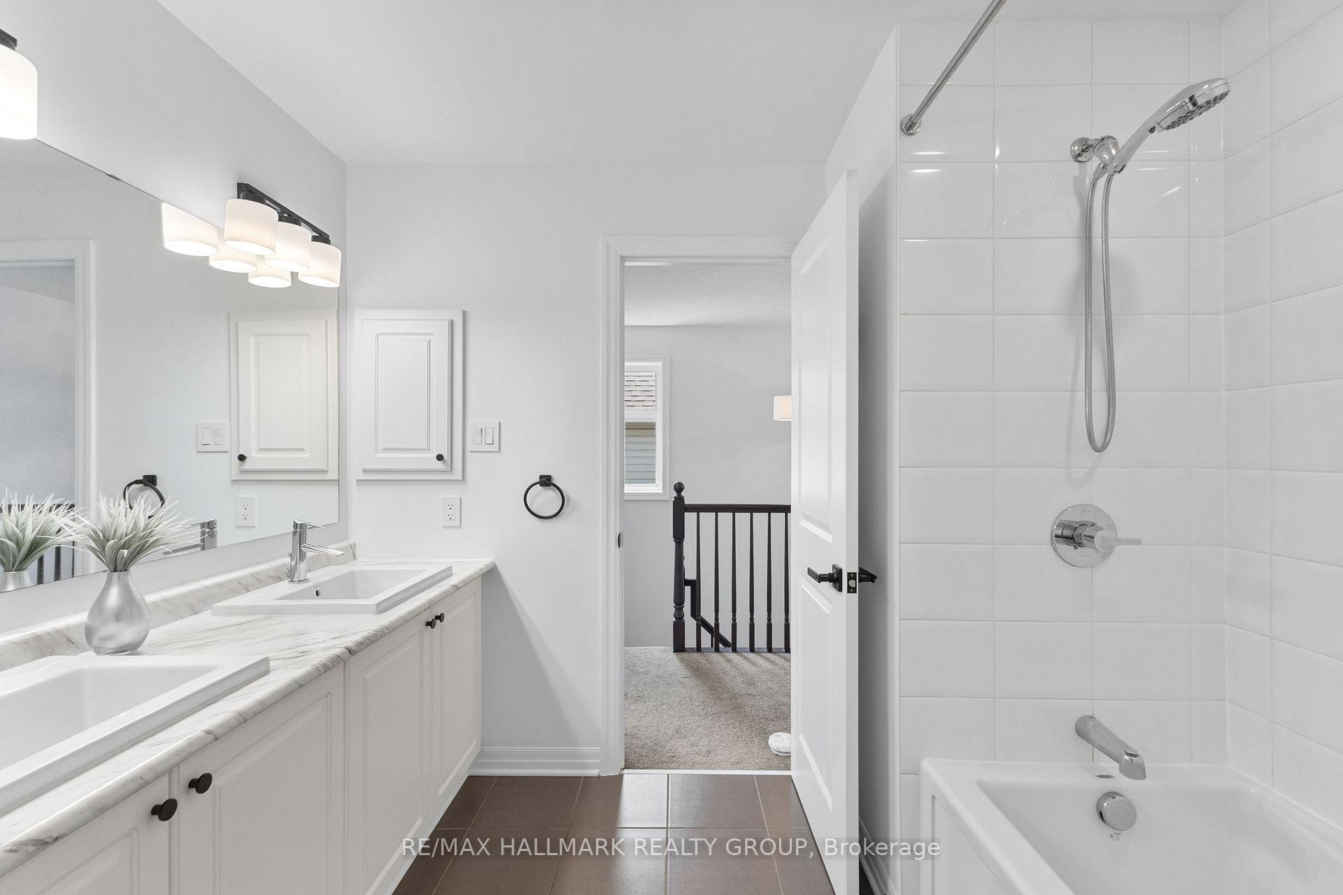 Photo 25 of 621 Spring Valley Drive, Ottawa, Mer Bleue/Bradley Estates/Anderson Park — HOMEH
