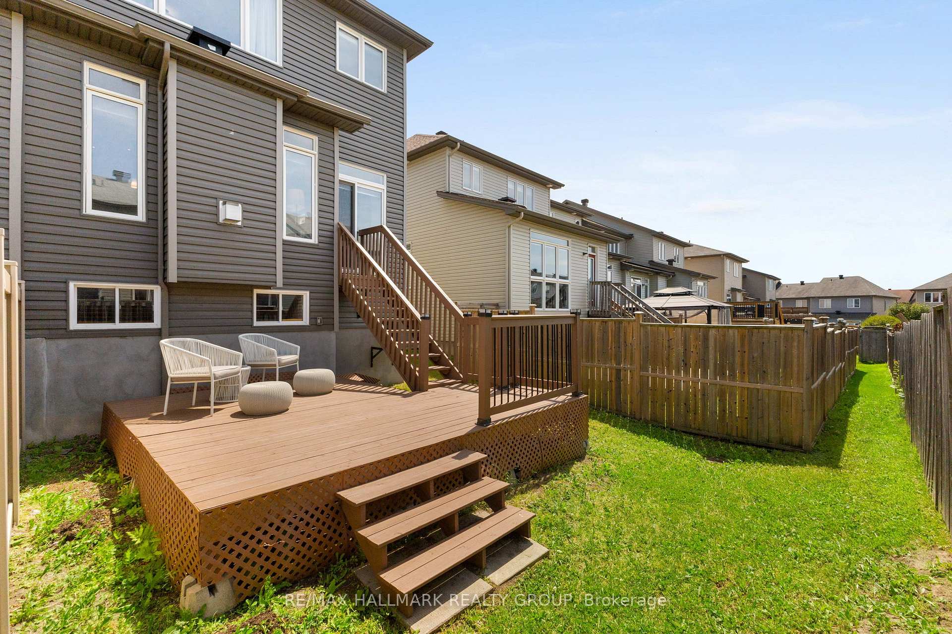 Photo 31 of 621 Spring Valley Drive, Ottawa, Mer Bleue/Bradley Estates/Anderson Park — HOMEH