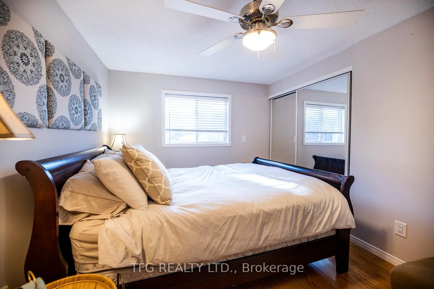 Photo 9 of 844 Grandview Drive E, Oshawa, Donevan — HOMEH