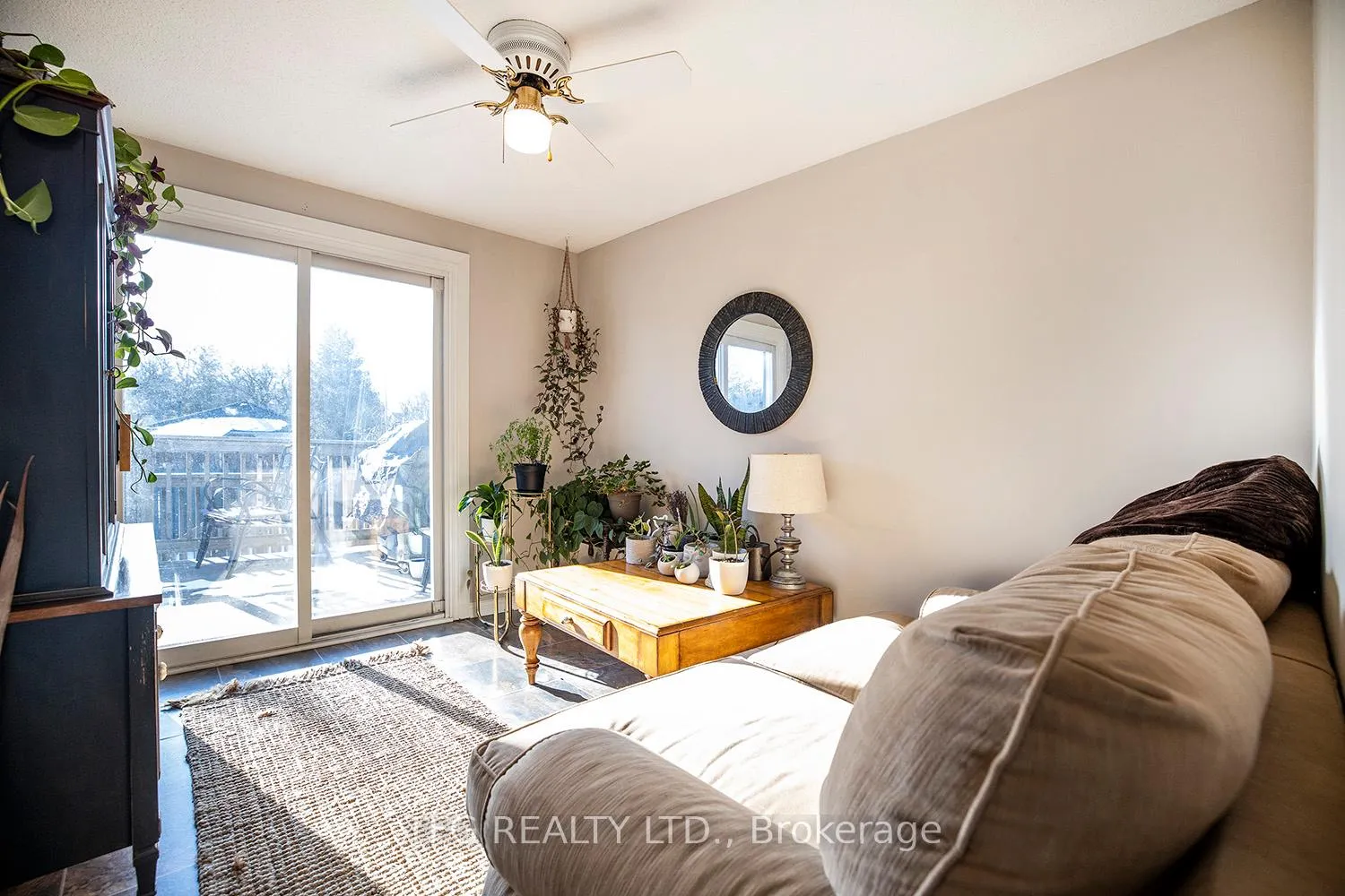 Photo 11 of 844 Grandview Drive E, Oshawa, Donevan — HOMEH