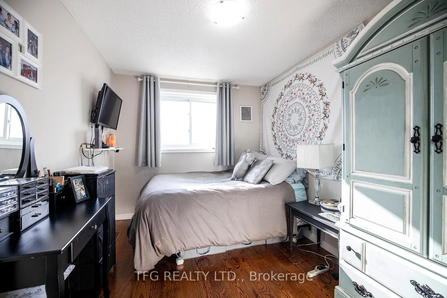 Photo 16 of 844 Grandview Drive E, Oshawa, Donevan — HOMEH
