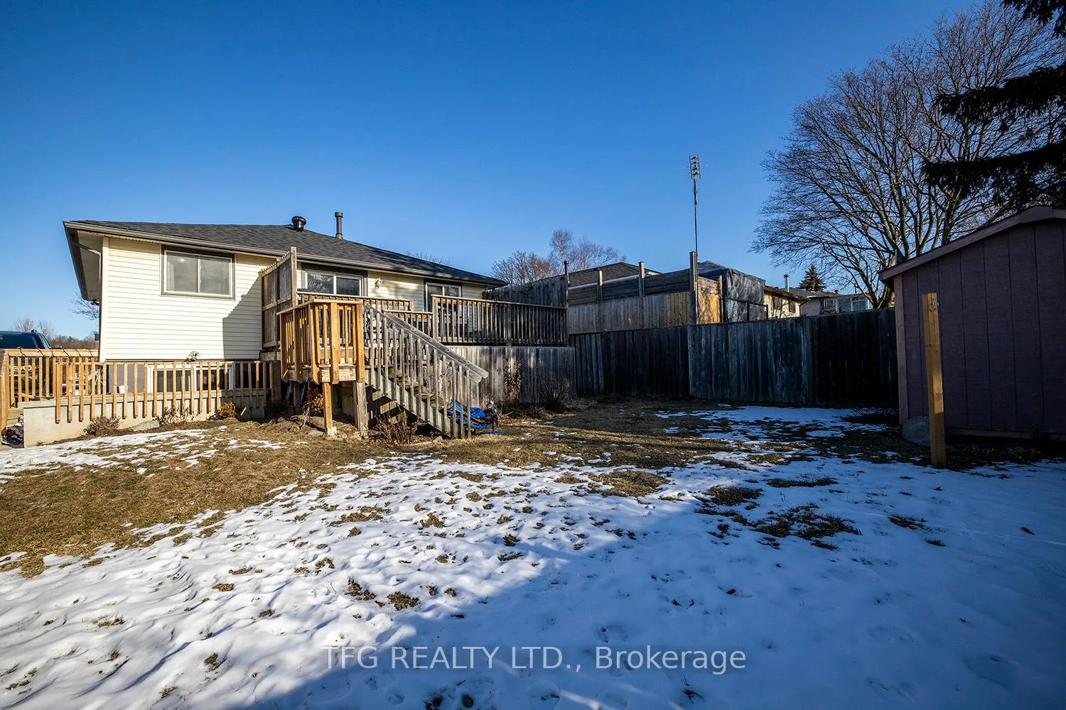 Photo 23 of 844 Grandview Drive E, Oshawa, Donevan — HOMEH