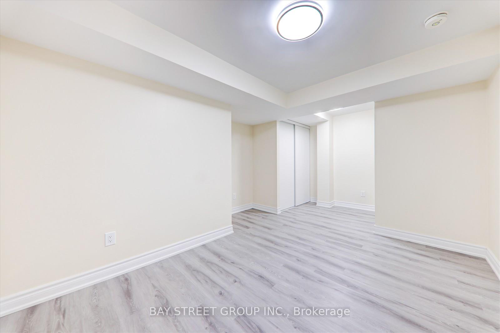 Photo 12 of 14 Sanders Drive, Markham, Box Grove — HOMEH