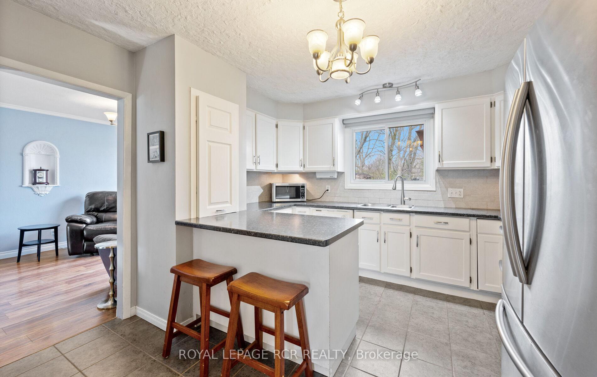 Photo 12 of 24 Town Line, Orangeville — HOMEH