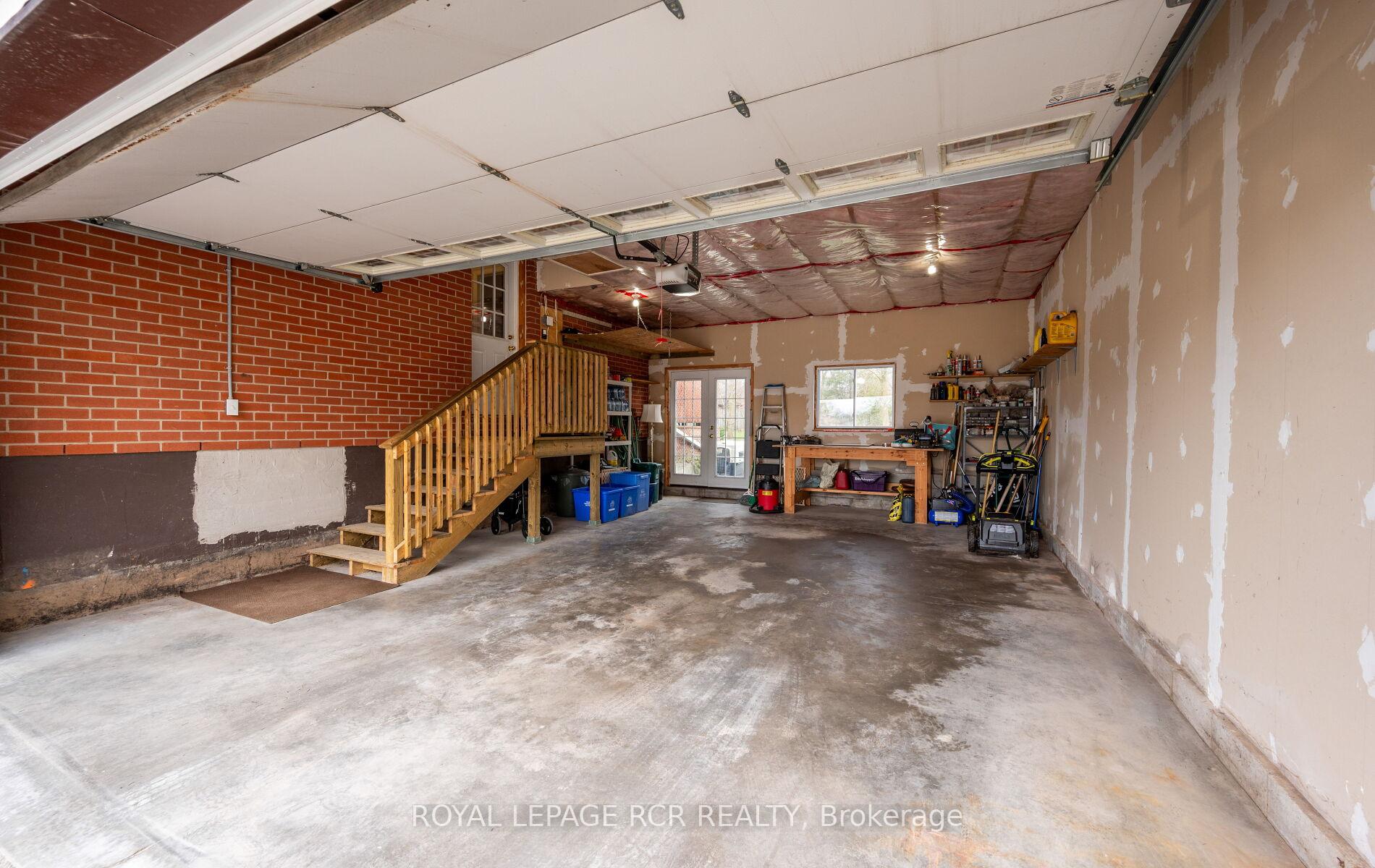 Photo 28 of 24 Town Line, Orangeville — HOMEH