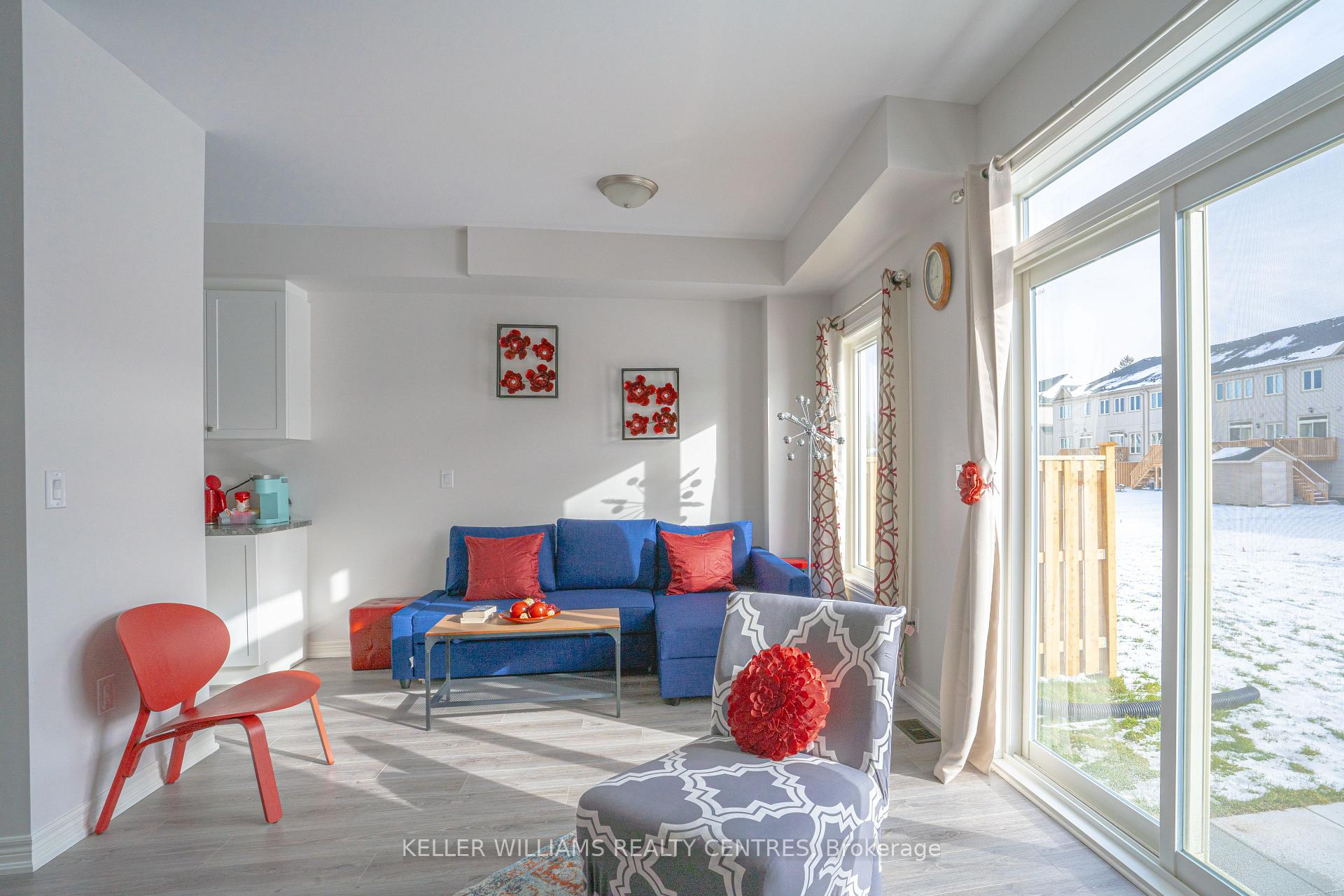 Photo 8 of 13 Churchlea Mews, Orillia — HOMEH