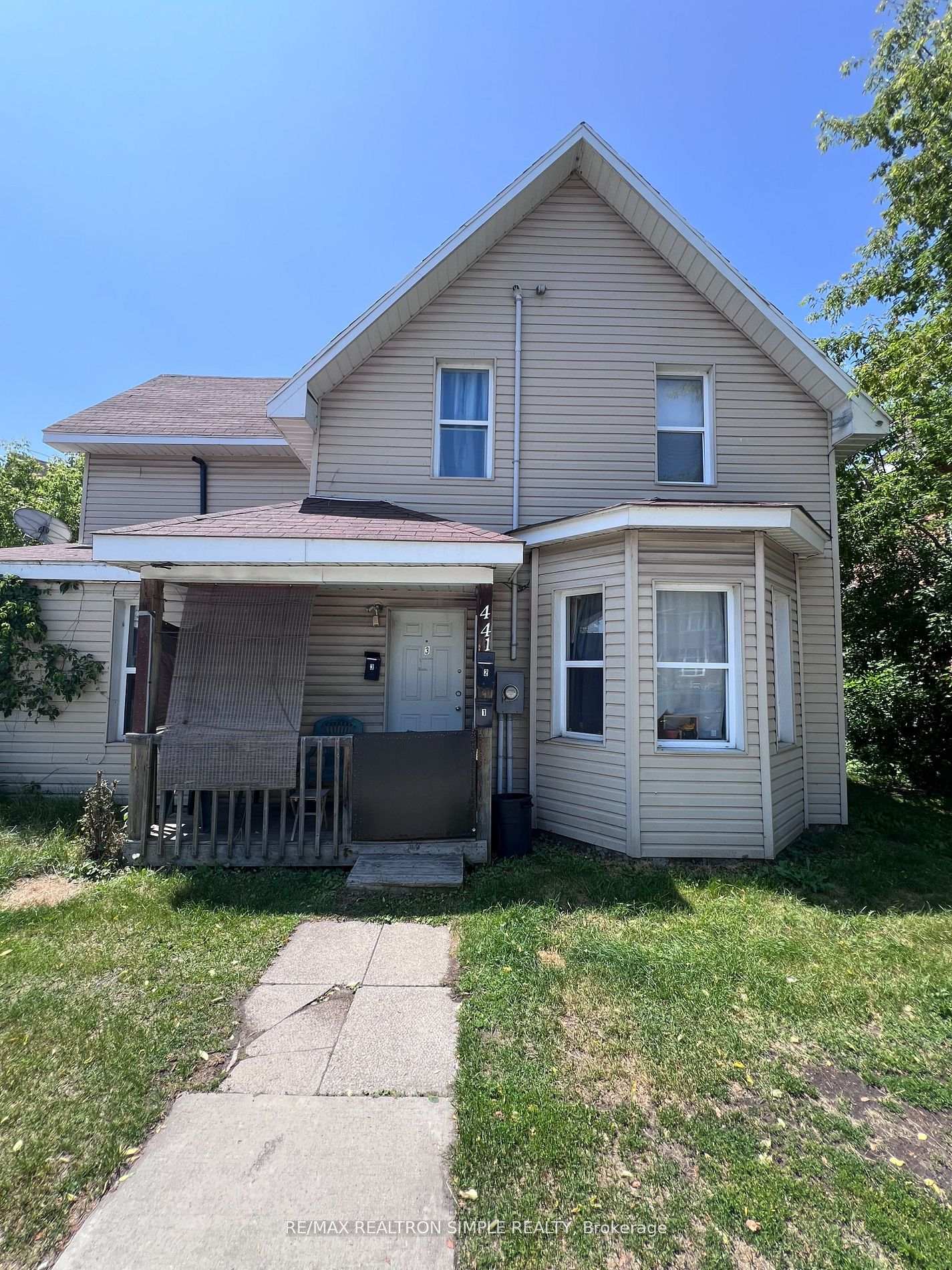 Photo 1 of 441 Algonquin Avenue, North Bay, Central — HOMEH