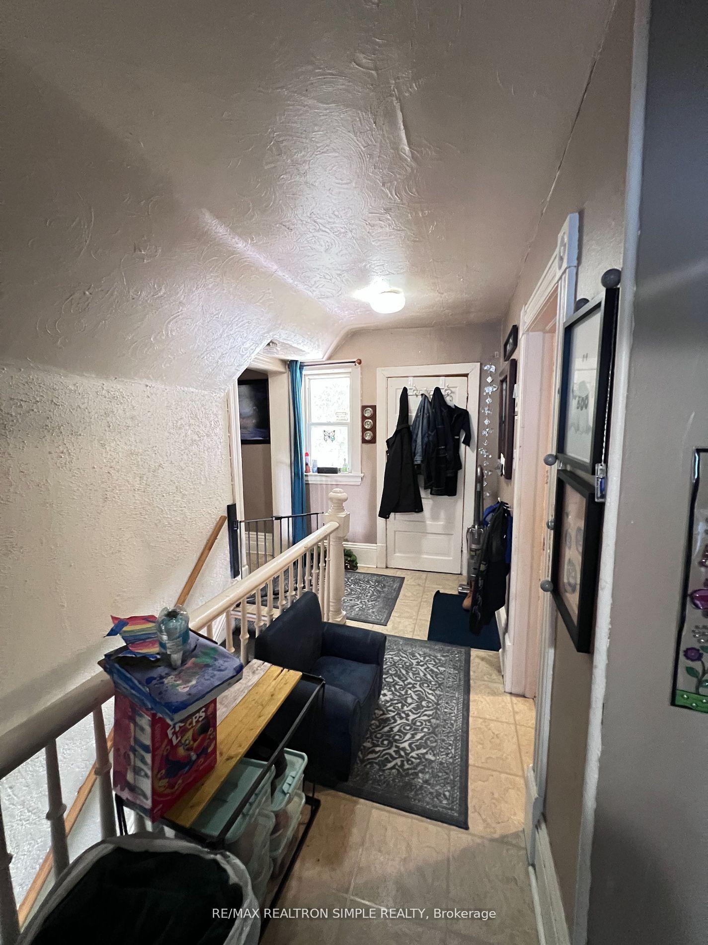 Photo 6 of 441 Algonquin Avenue, North Bay, Central — HOMEH