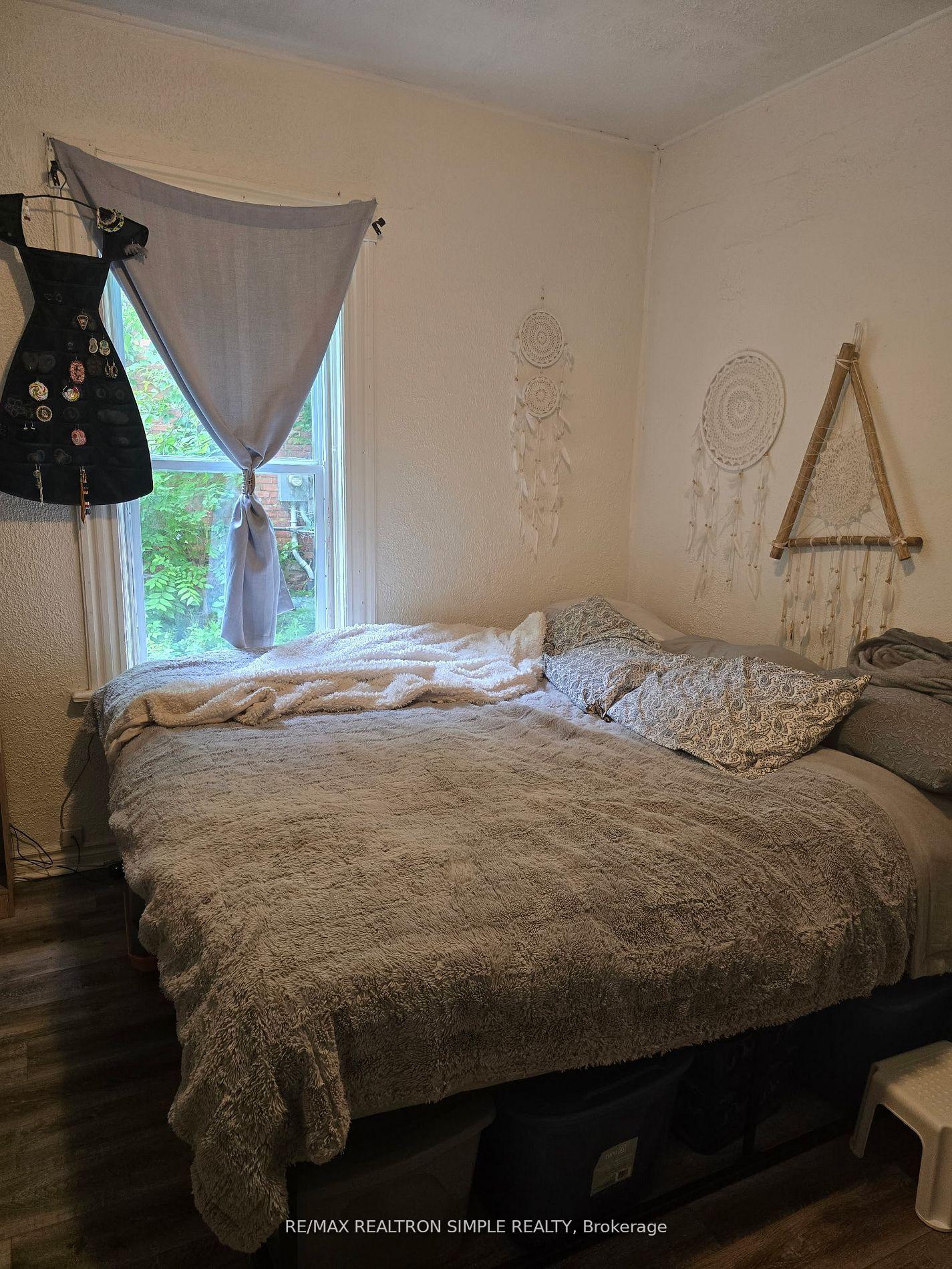 Photo 10 of 441 Algonquin Avenue, North Bay, Central — HOMEH