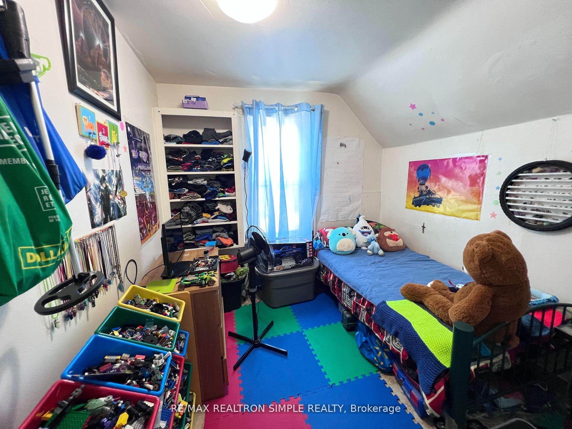 Photo 12 of 441 Algonquin Avenue, North Bay, Central — HOMEH