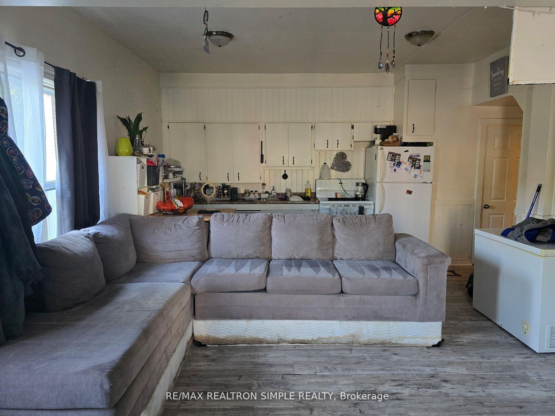 Photo 16 of 441 Algonquin Avenue, North Bay, Central — HOMEH