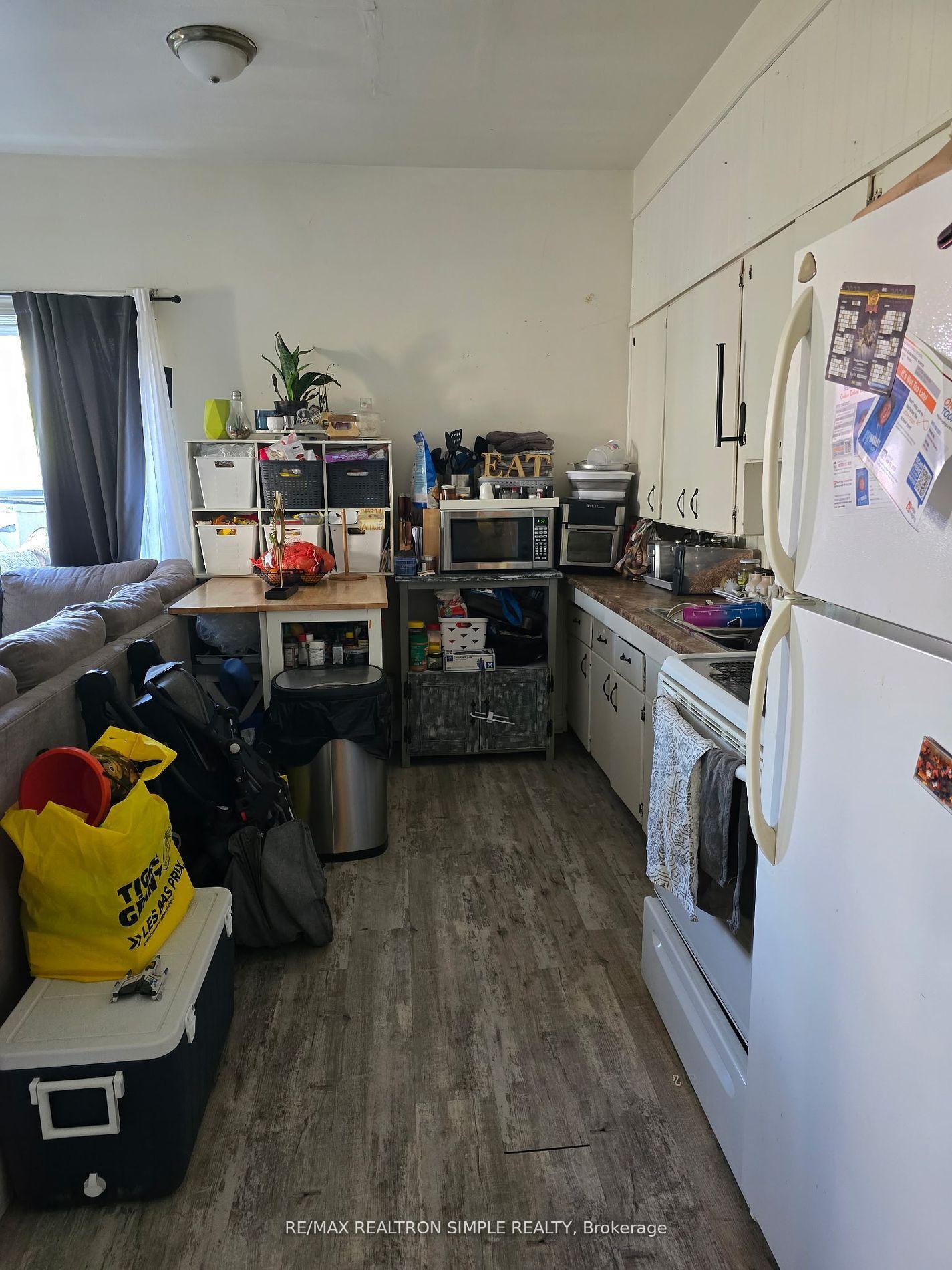 Photo 17 of 441 Algonquin Avenue, North Bay, Central — HOMEH