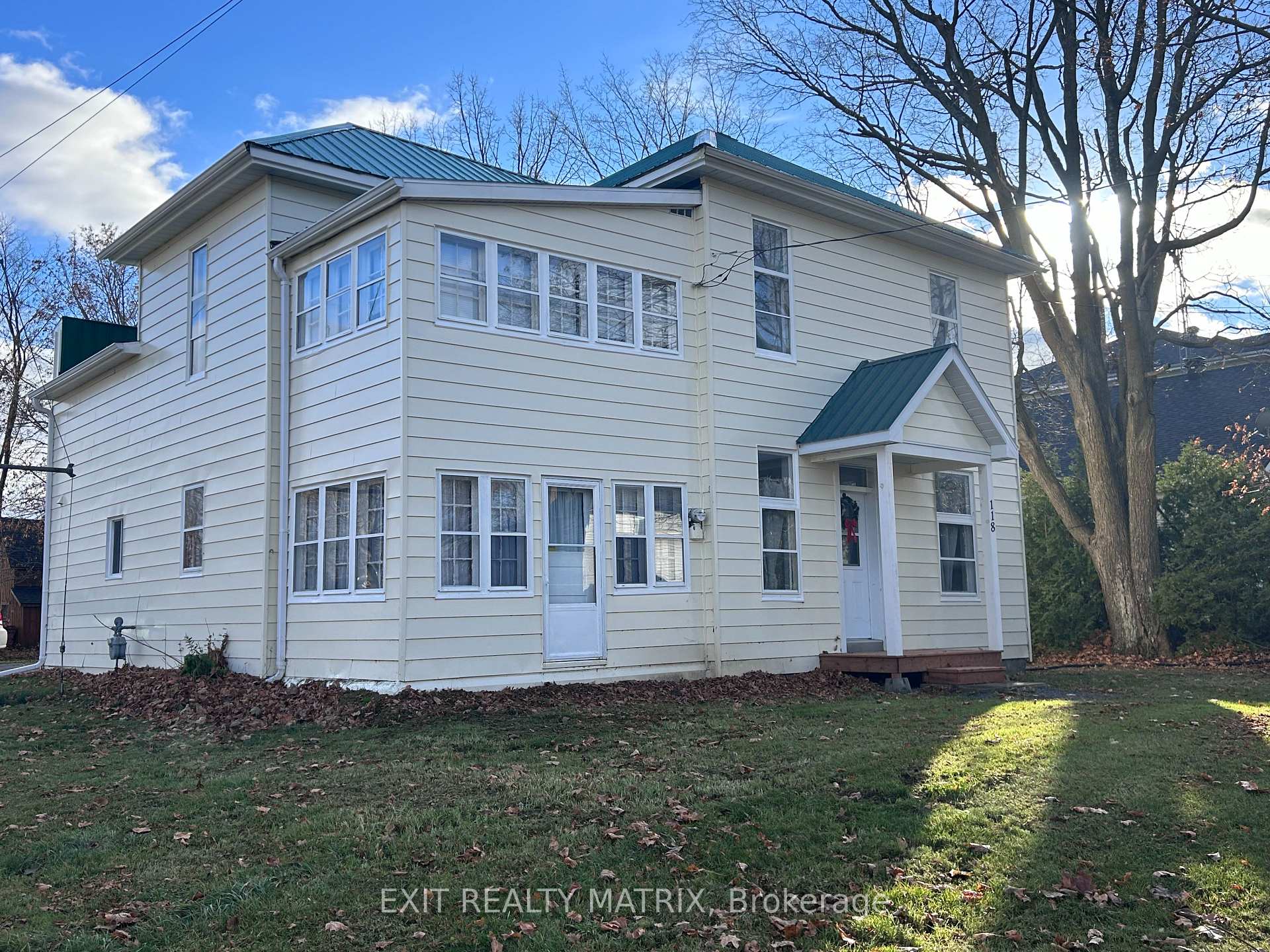 Photo 2 of 118 Centre St Street, North Glengarry, Alexandria — HOMEH