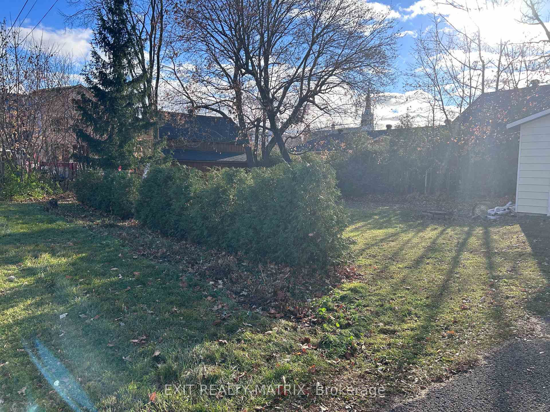 Photo 5 of 118 Centre St Street, North Glengarry, Alexandria — HOMEH