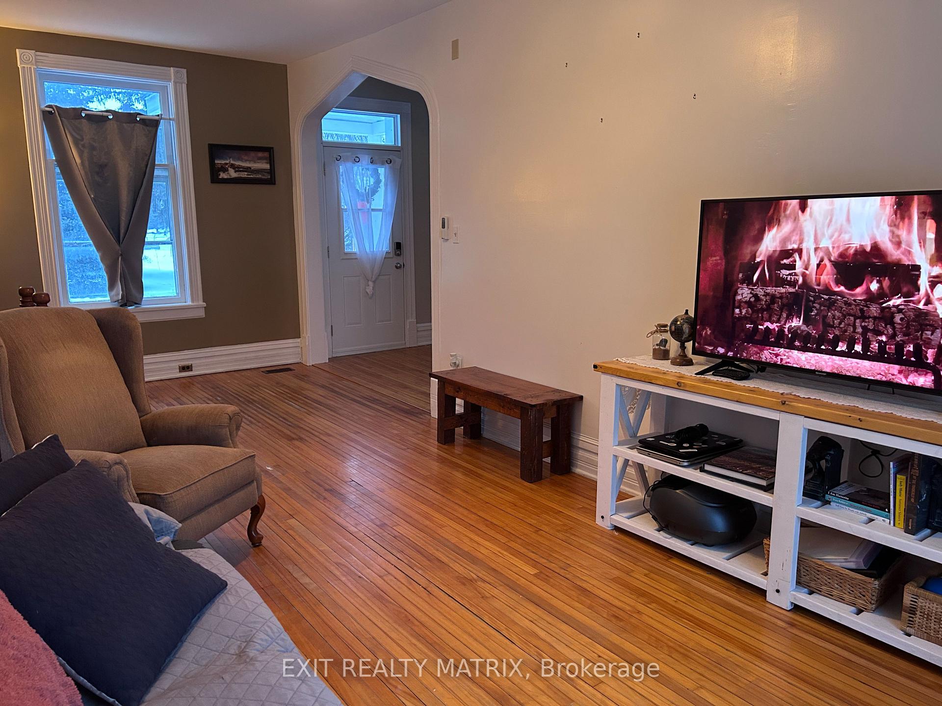 Photo 34 of 118 Centre St Street, North Glengarry, Alexandria — HOMEH