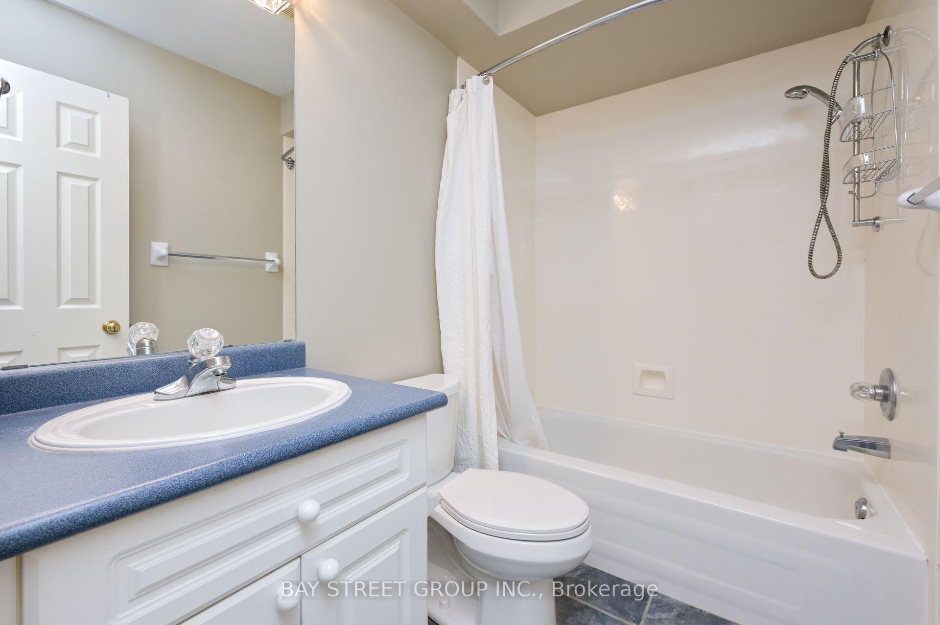 Photo 19 of 60 Trail Ridge Lane, Markham, Berczy — HOMEH