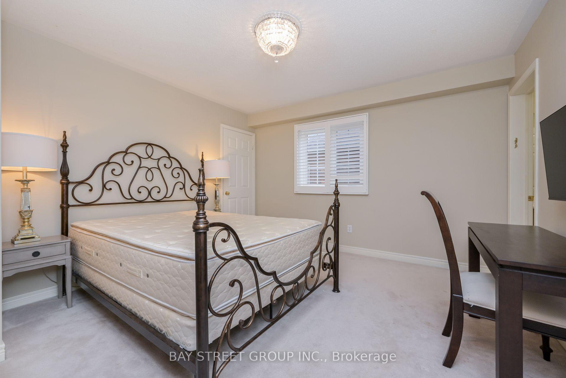 Photo 22 of 60 Trail Ridge Lane, Markham, Berczy — HOMEH