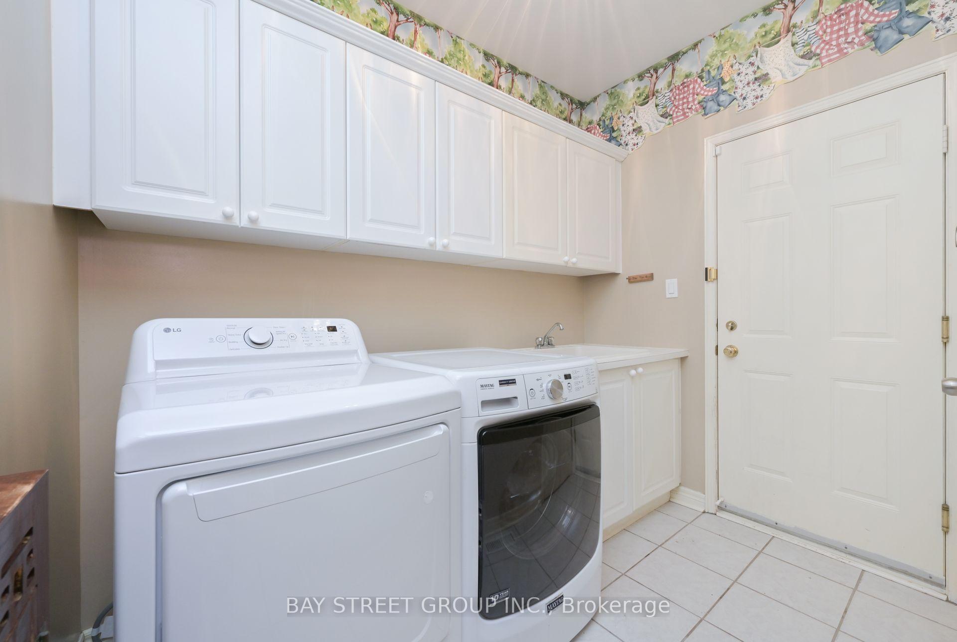 Photo 28 of 60 Trail Ridge Lane, Markham, Berczy — HOMEH