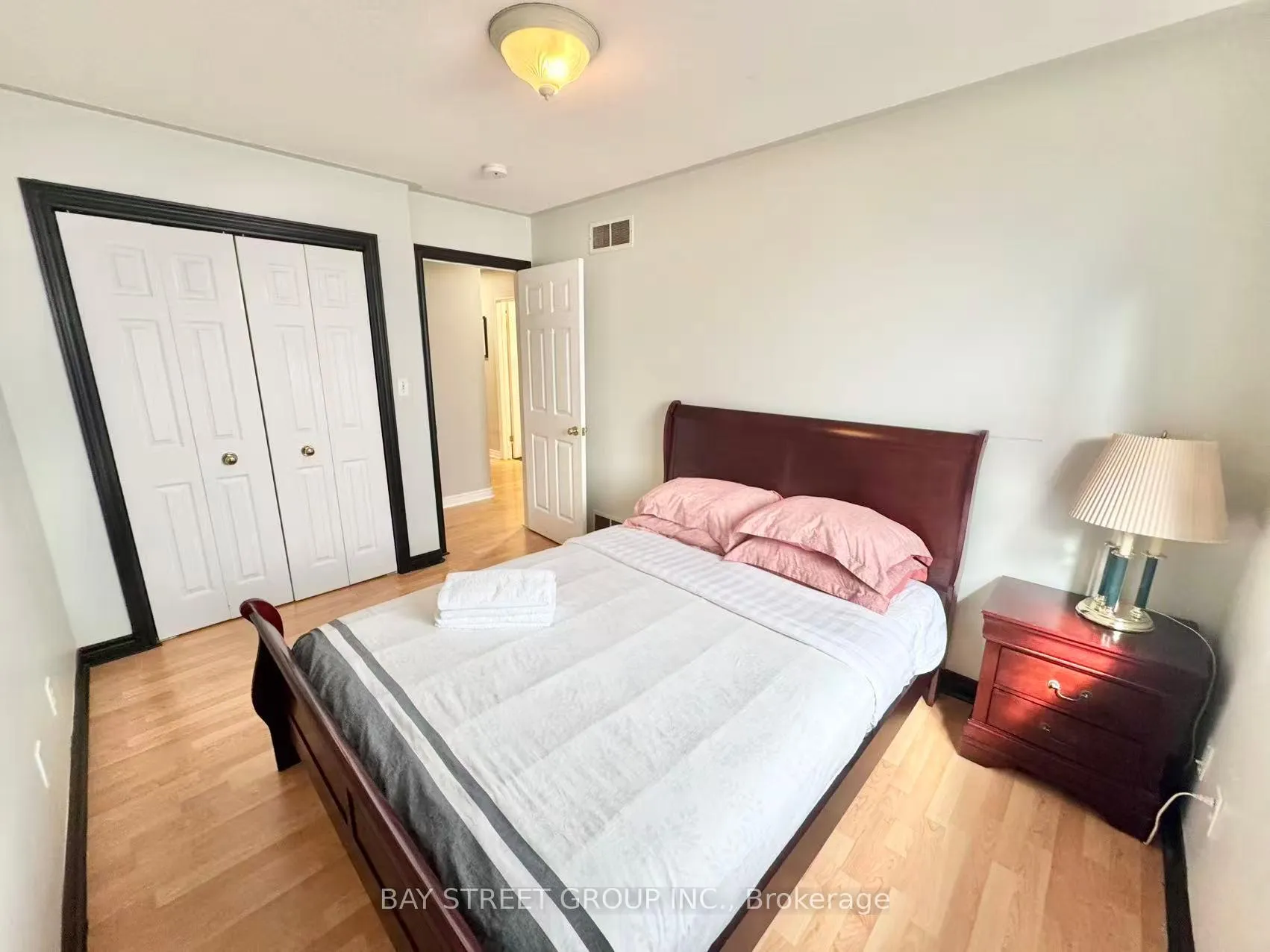 Photo 18 of 8189 Harvest Crescent, Niagara Falls, Ascot — HOMEH