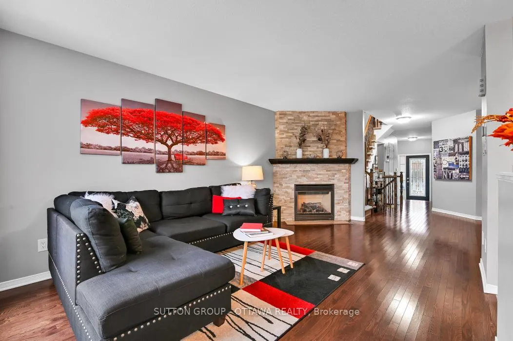 Photo 11 of 214 Trail Side Circle, Ottawa, Springridge/East Village — HOMEH