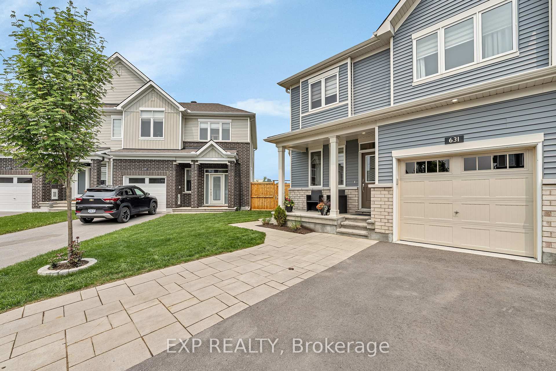 Photo 3 of 631 Crevier Walk, Ottawa, Chapel Hill South - Orleans Village — HOMEH
