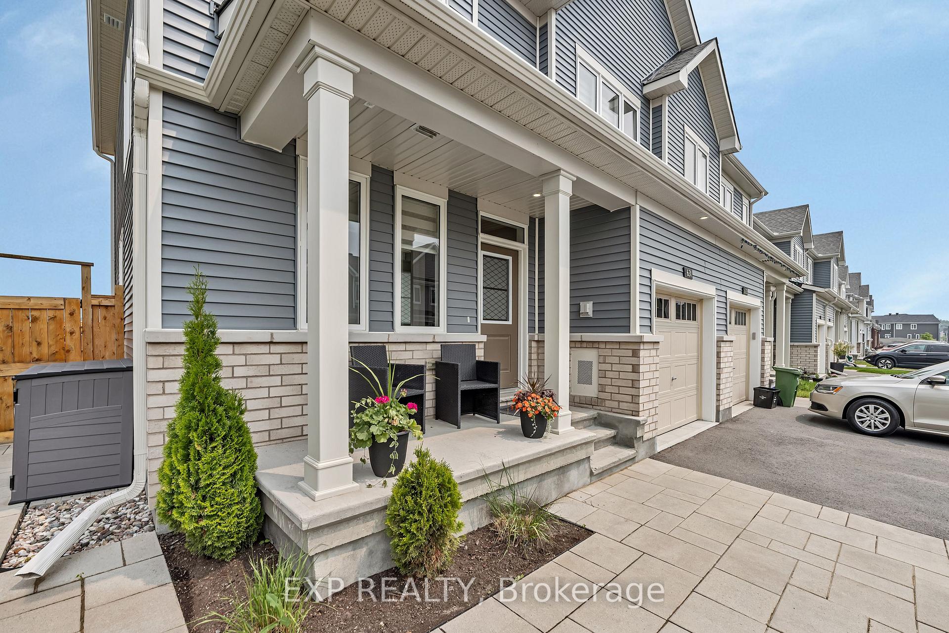 Photo 4 of 631 Crevier Walk, Ottawa, Chapel Hill South - Orleans Village — HOMEH
