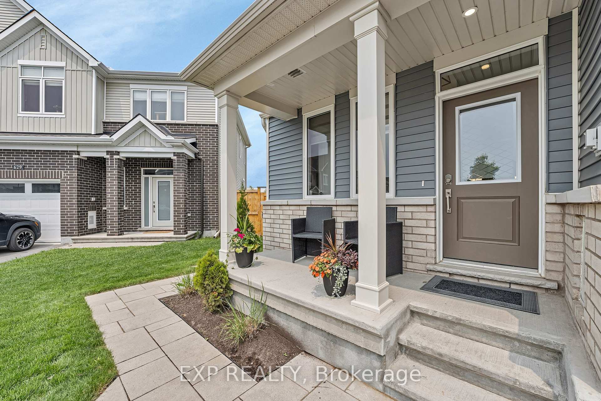 Photo 5 of 631 Crevier Walk, Ottawa, Chapel Hill South - Orleans Village — HOMEH
