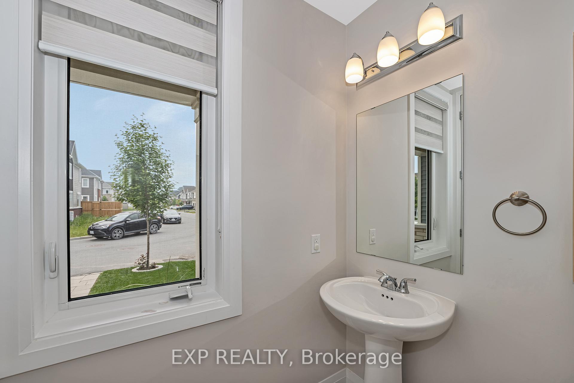 Photo 7 of 631 Crevier Walk, Ottawa, Chapel Hill South - Orleans Village — HOMEH