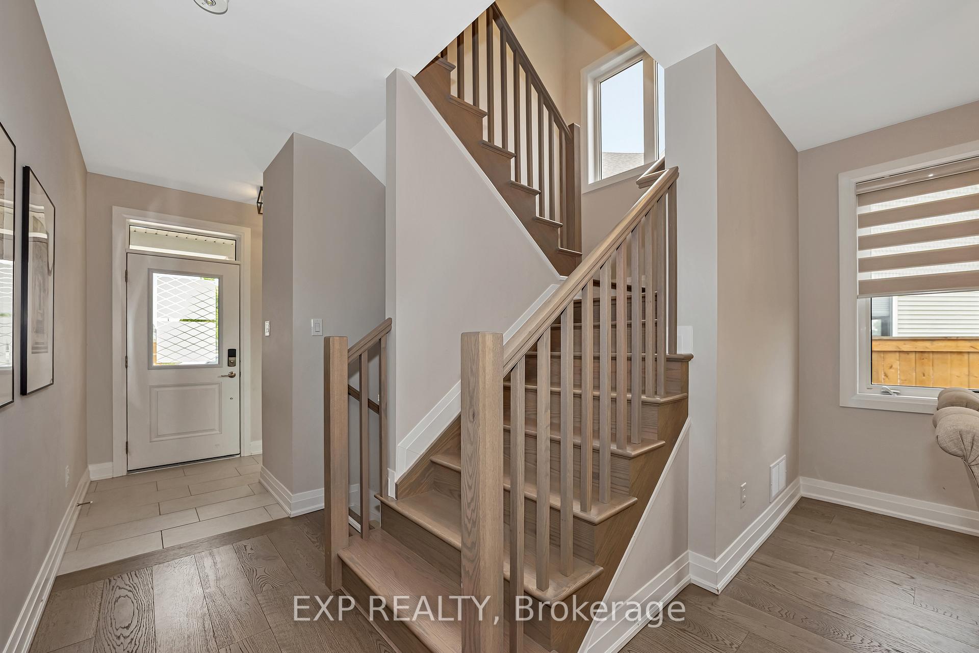 Photo 8 of 631 Crevier Walk, Ottawa, Chapel Hill South - Orleans Village — HOMEH
