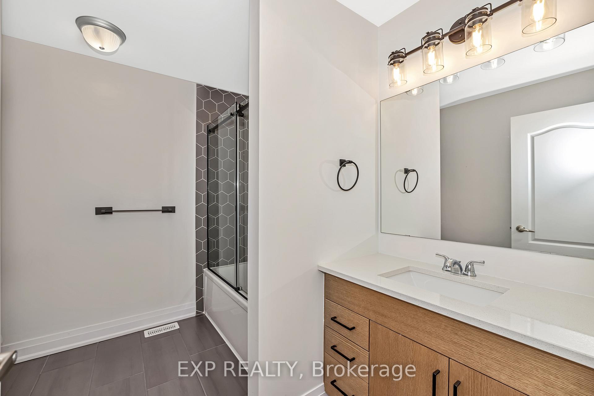 Photo 17 of 631 Crevier Walk, Ottawa, Chapel Hill South - Orleans Village — HOMEH