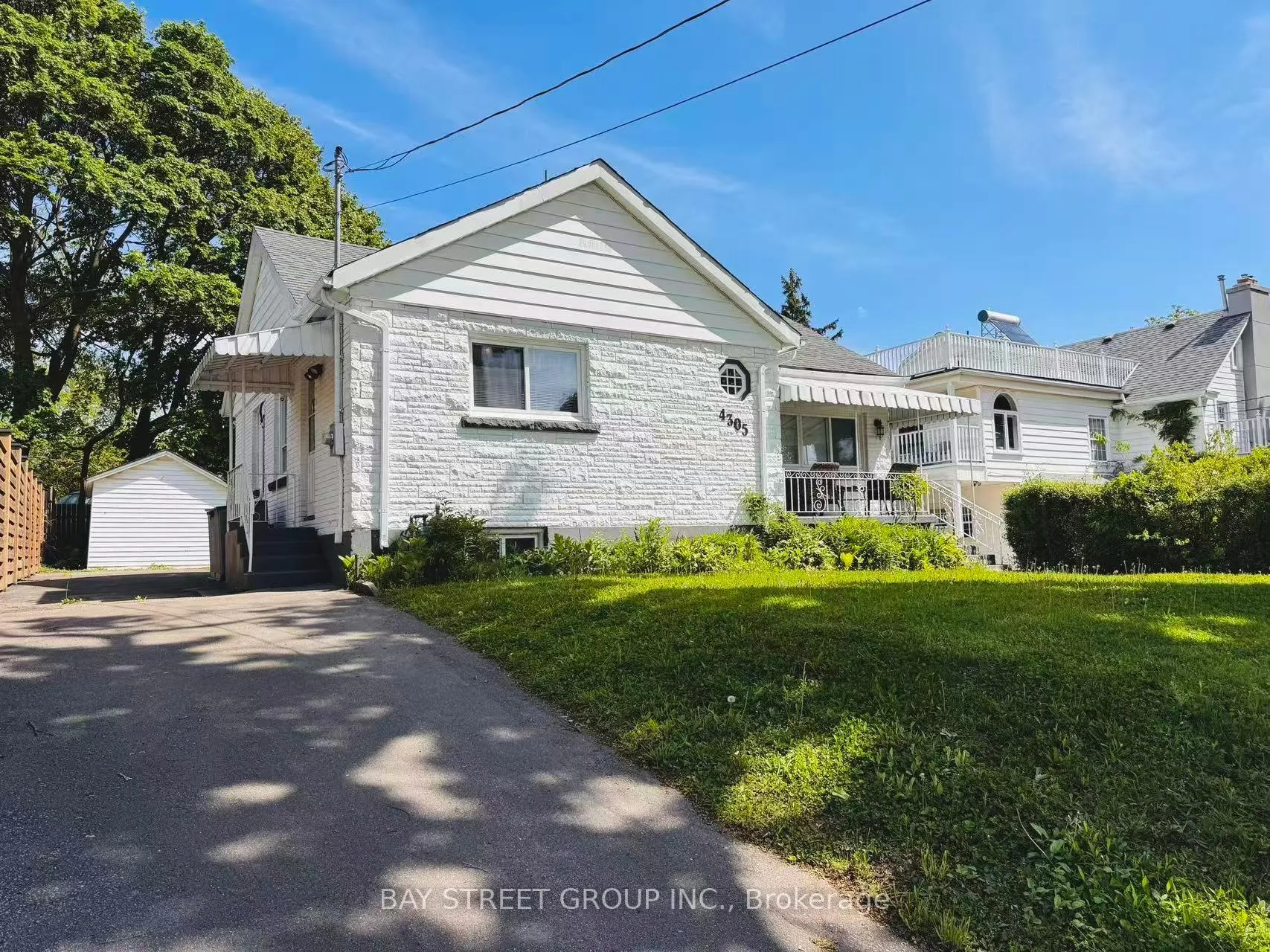 Photo 1 of 4305 Bampfield Street, Niagara Falls, Downtown — HOMEH
