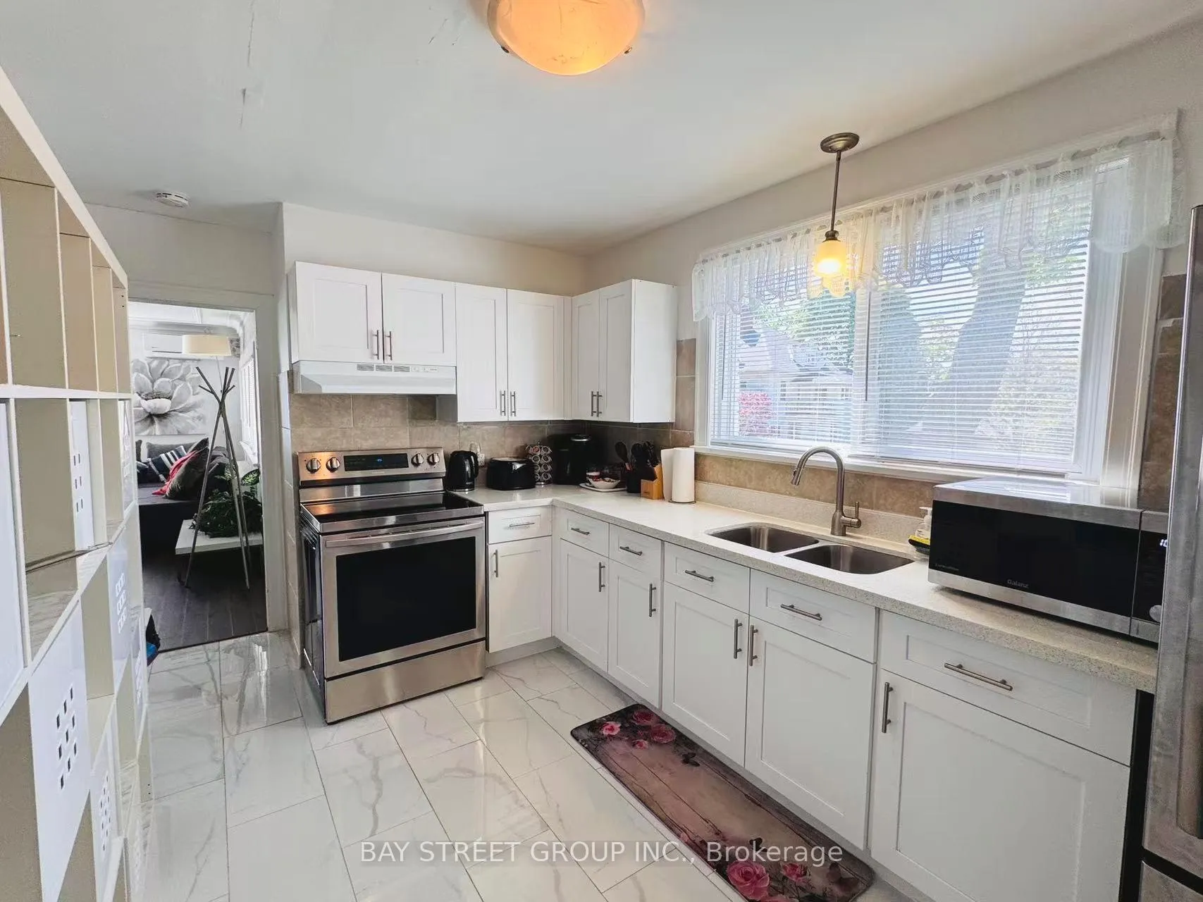 Photo 5 of 4305 Bampfield Street, Niagara Falls, Downtown — HOMEH